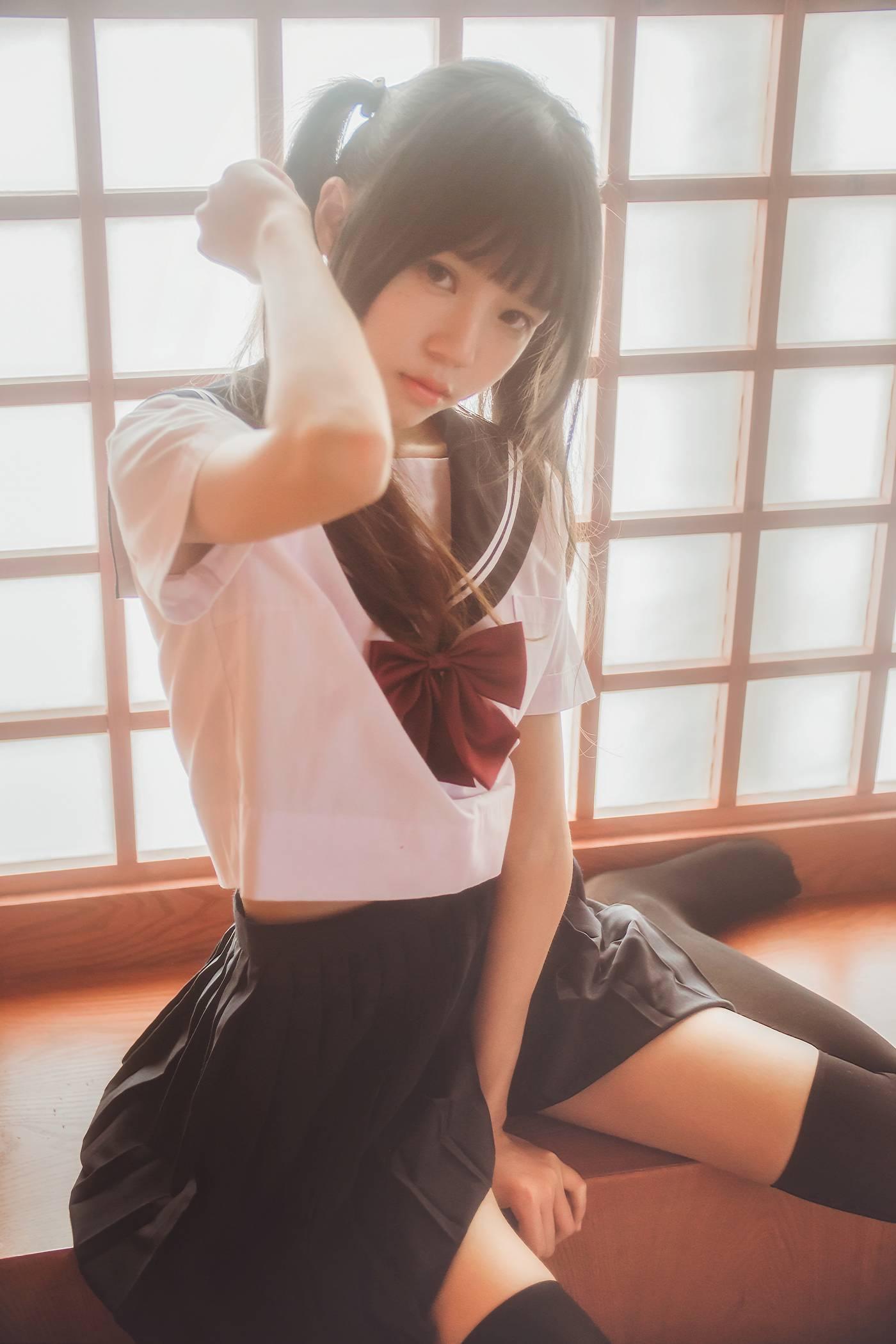 桜桃喵 – NO.50 未熟1 小背心换水手服 [144P]插图