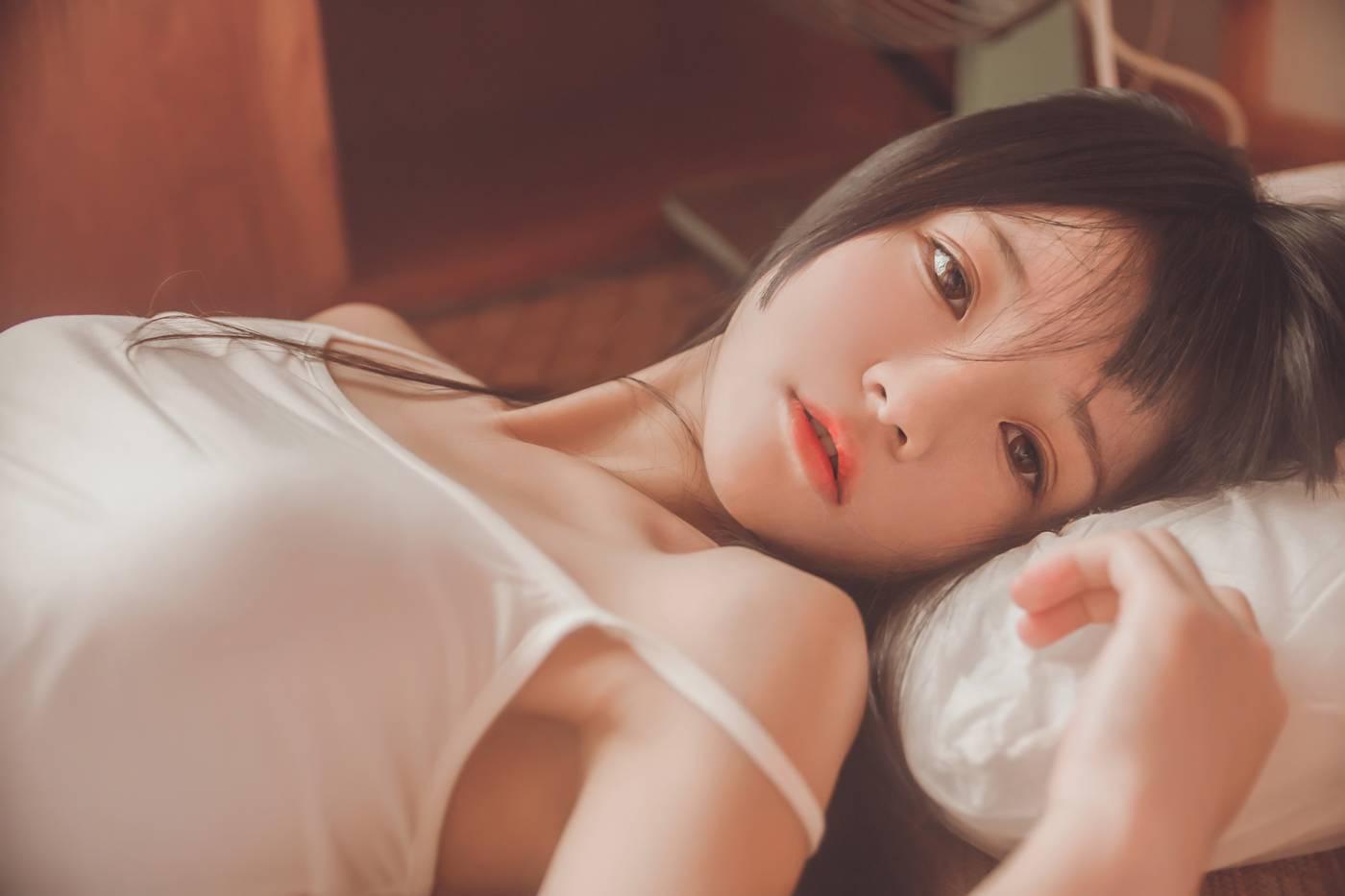 桜桃喵 – NO.50 未熟1 小背心换水手服 [144P]插图3