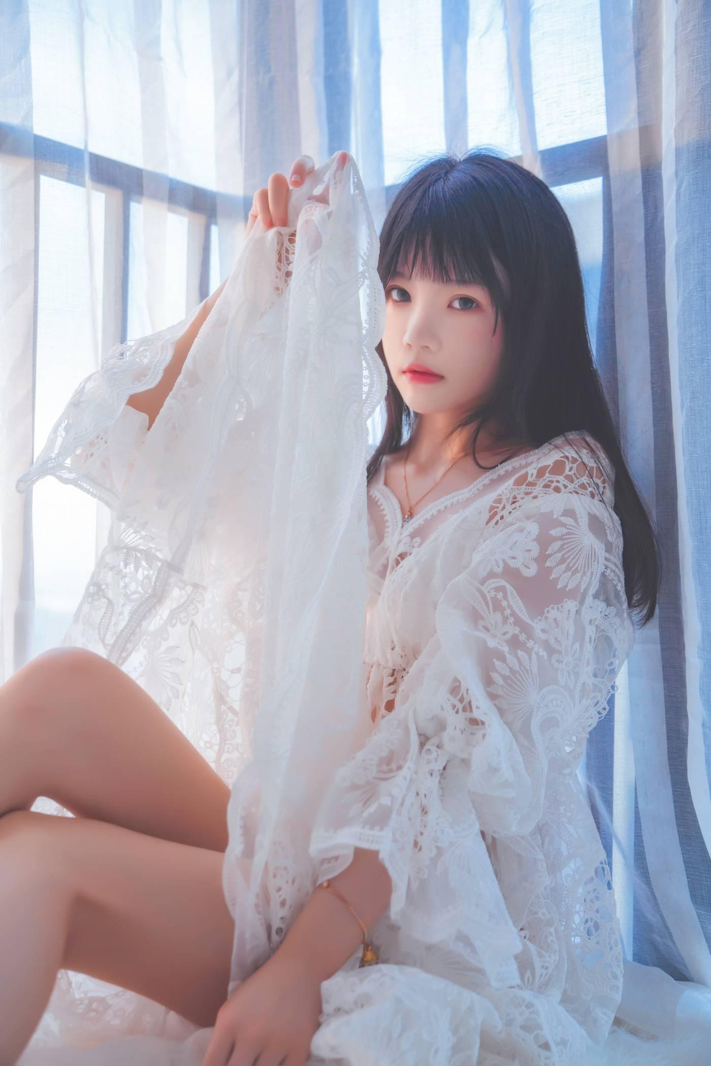 桜桃喵 – NO.90 初雪 [45P]插图3