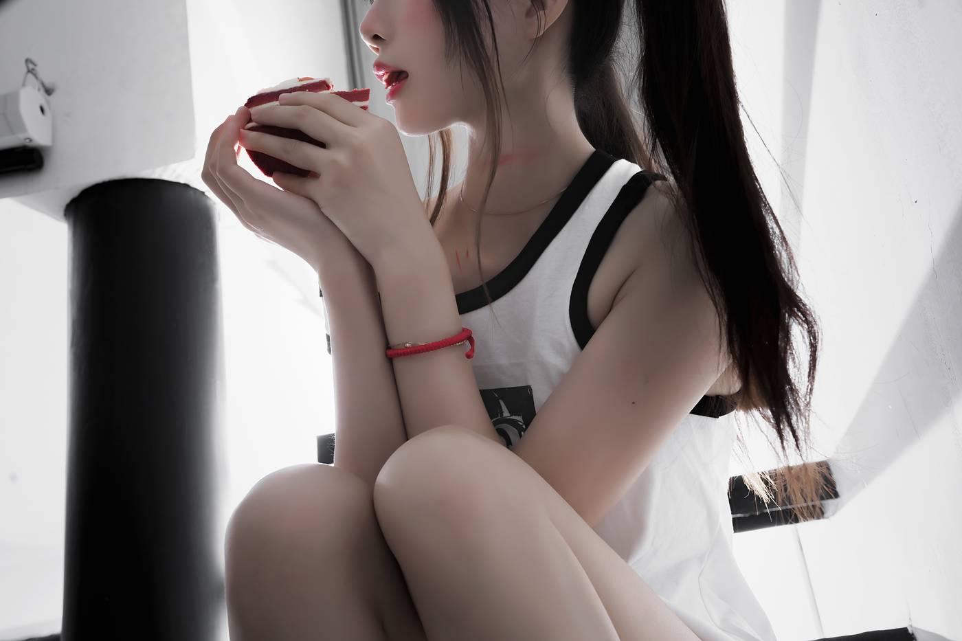 桜桃喵 – NO.124 狼崽崽 [60P]插图3