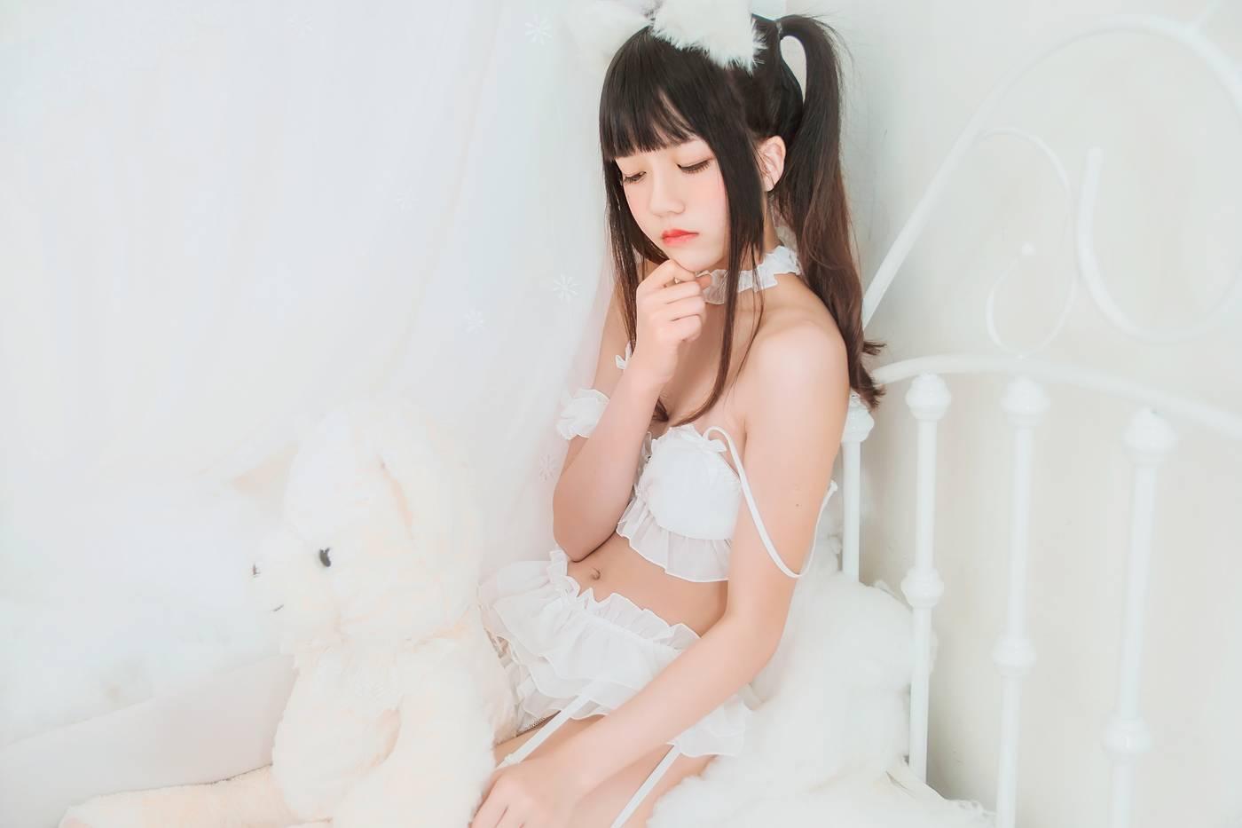 桜桃喵 – NO.68 白猫 [32P]插图2