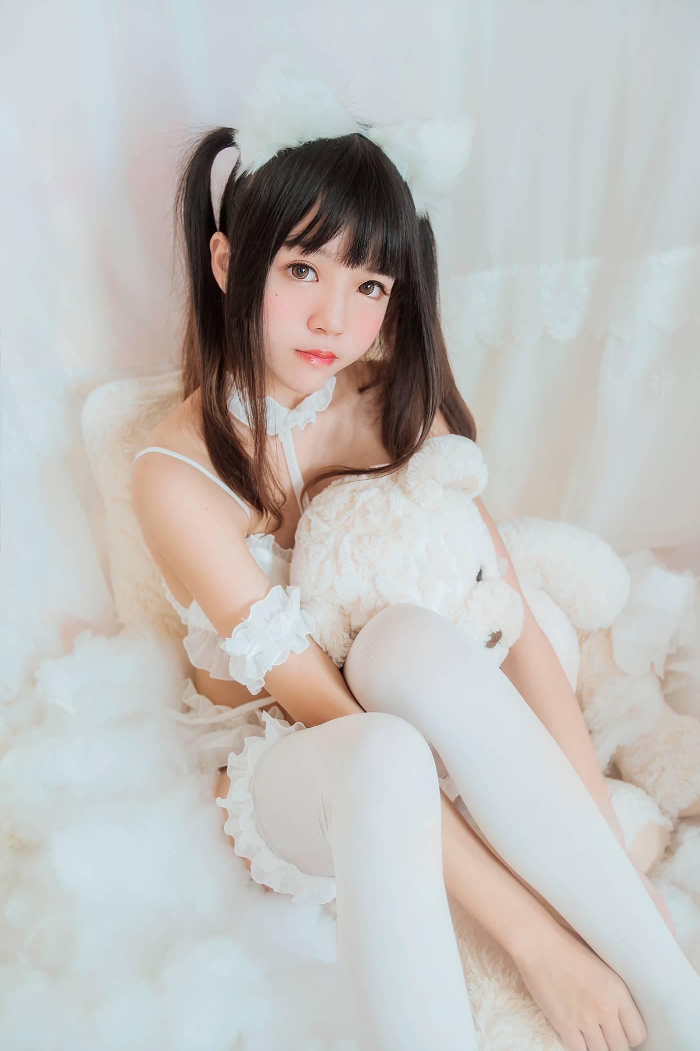 桜桃喵 – NO.68 白猫 [32P]插图6