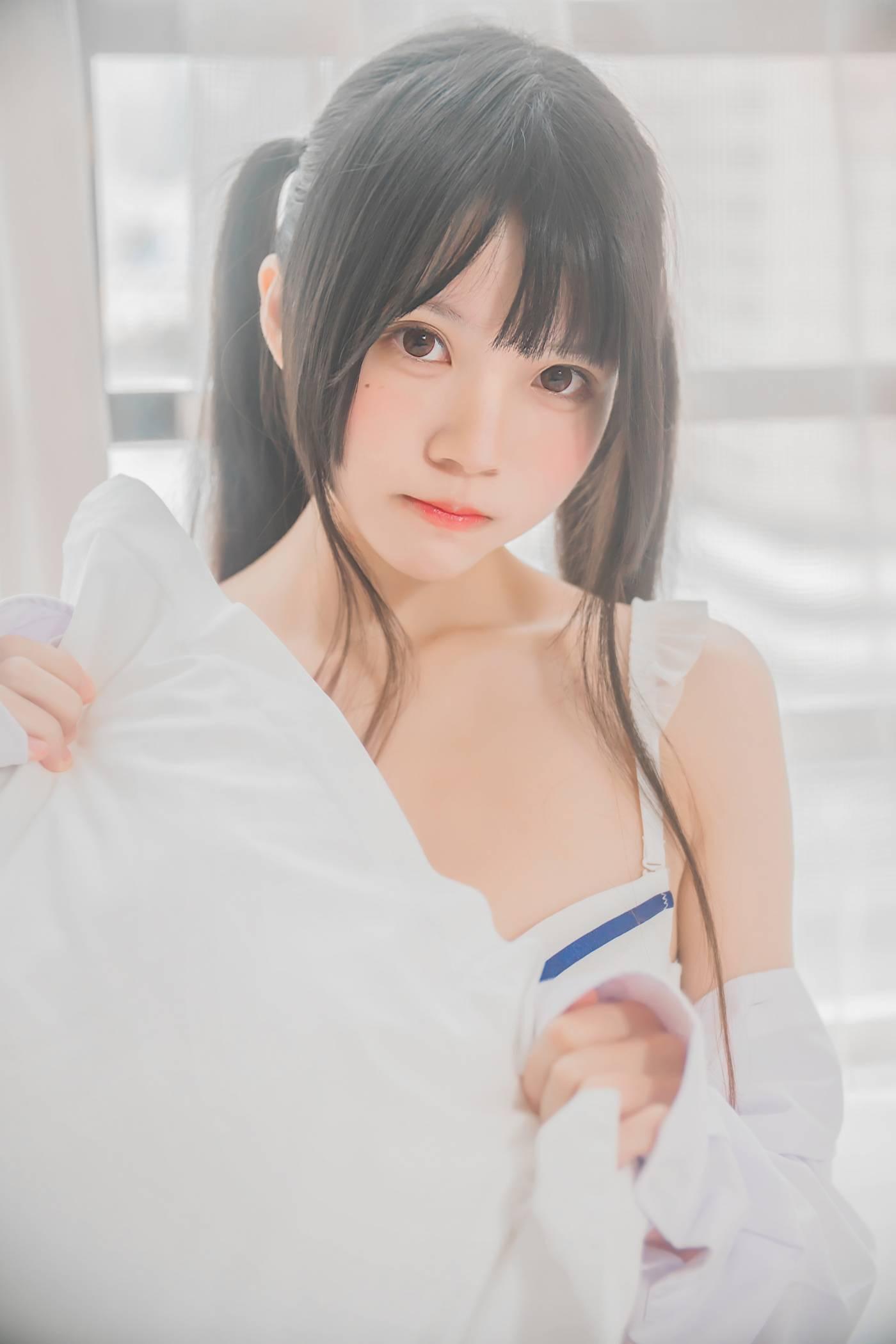 桜桃喵 – NO.69 白衬衫双马尾 [47P]插图5