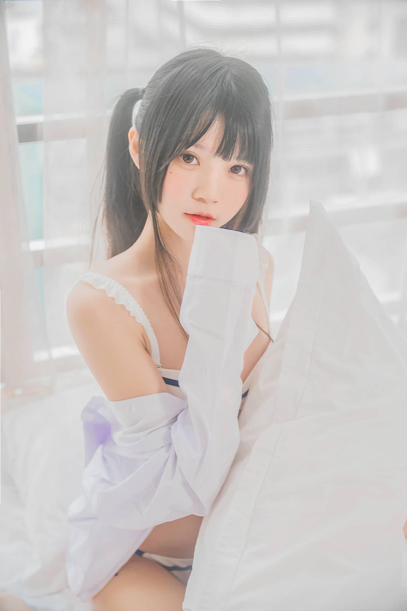 桜桃喵 – NO.69 白衬衫双马尾 [47P]插图6