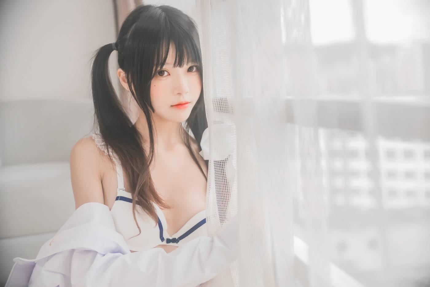 桜桃喵 – NO.69 白衬衫双马尾 [47P]插图8