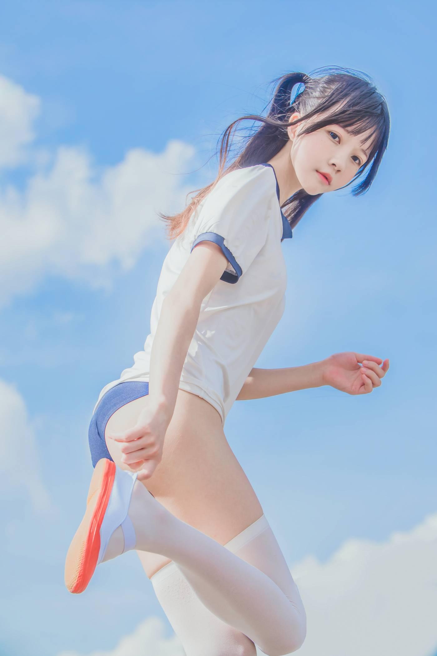 桜桃喵 – NO.49 未熟1 体操服 [24P]插图1