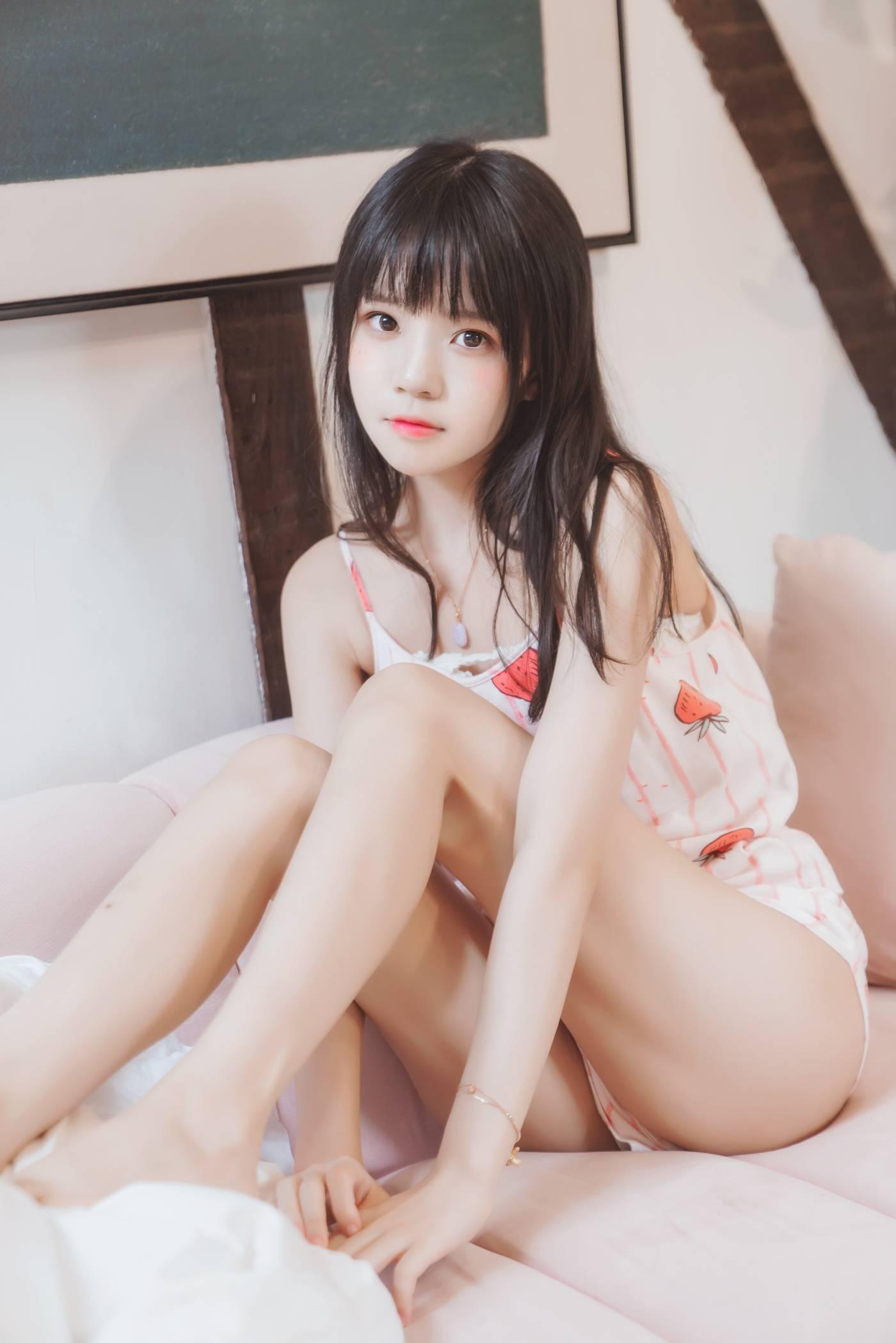 桜桃喵 – NO.102 甜甜×4 -唇边小草莓（13p[13P]插图5