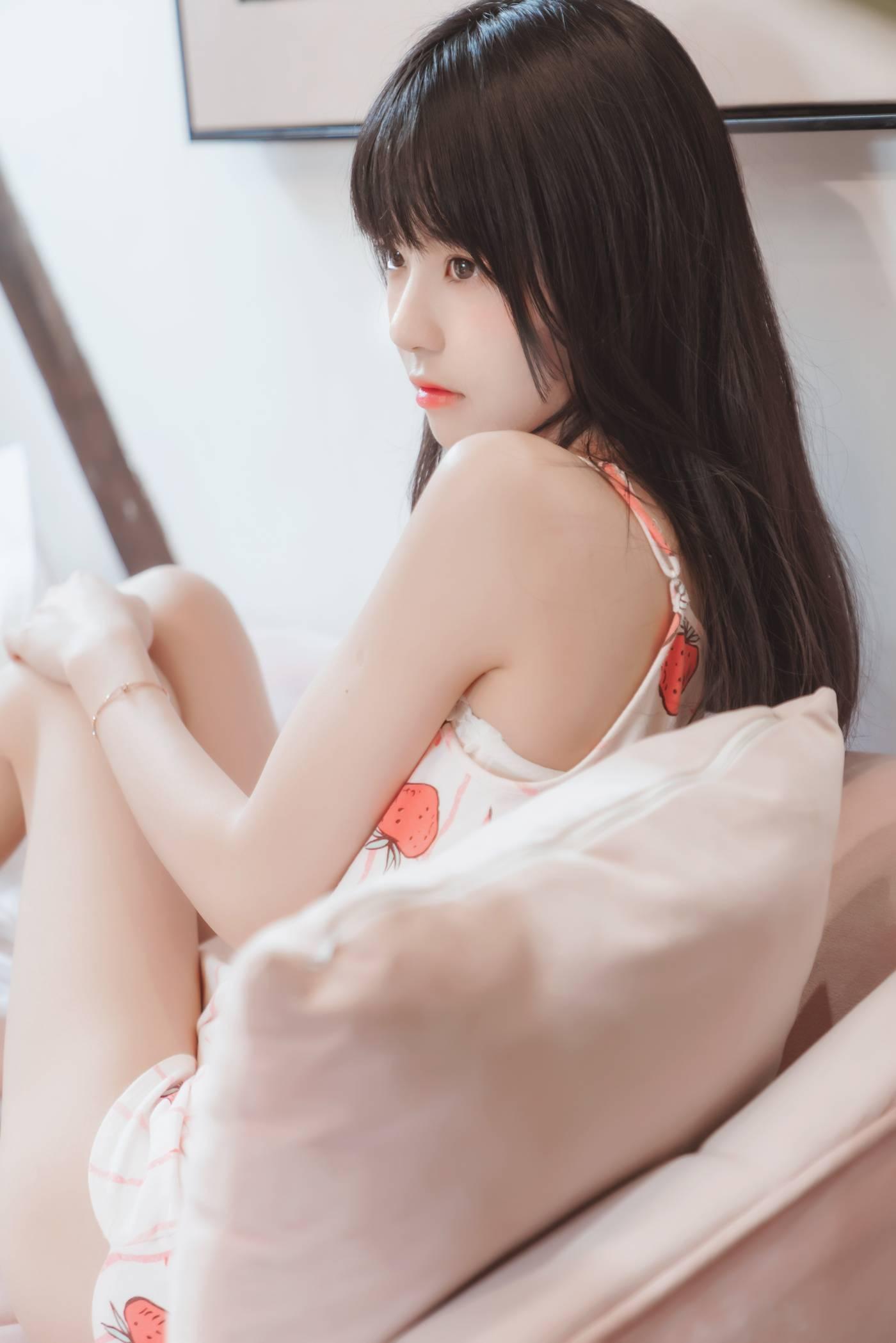 桜桃喵 – NO.102 甜甜×4 -唇边小草莓（13p[13P]插图6