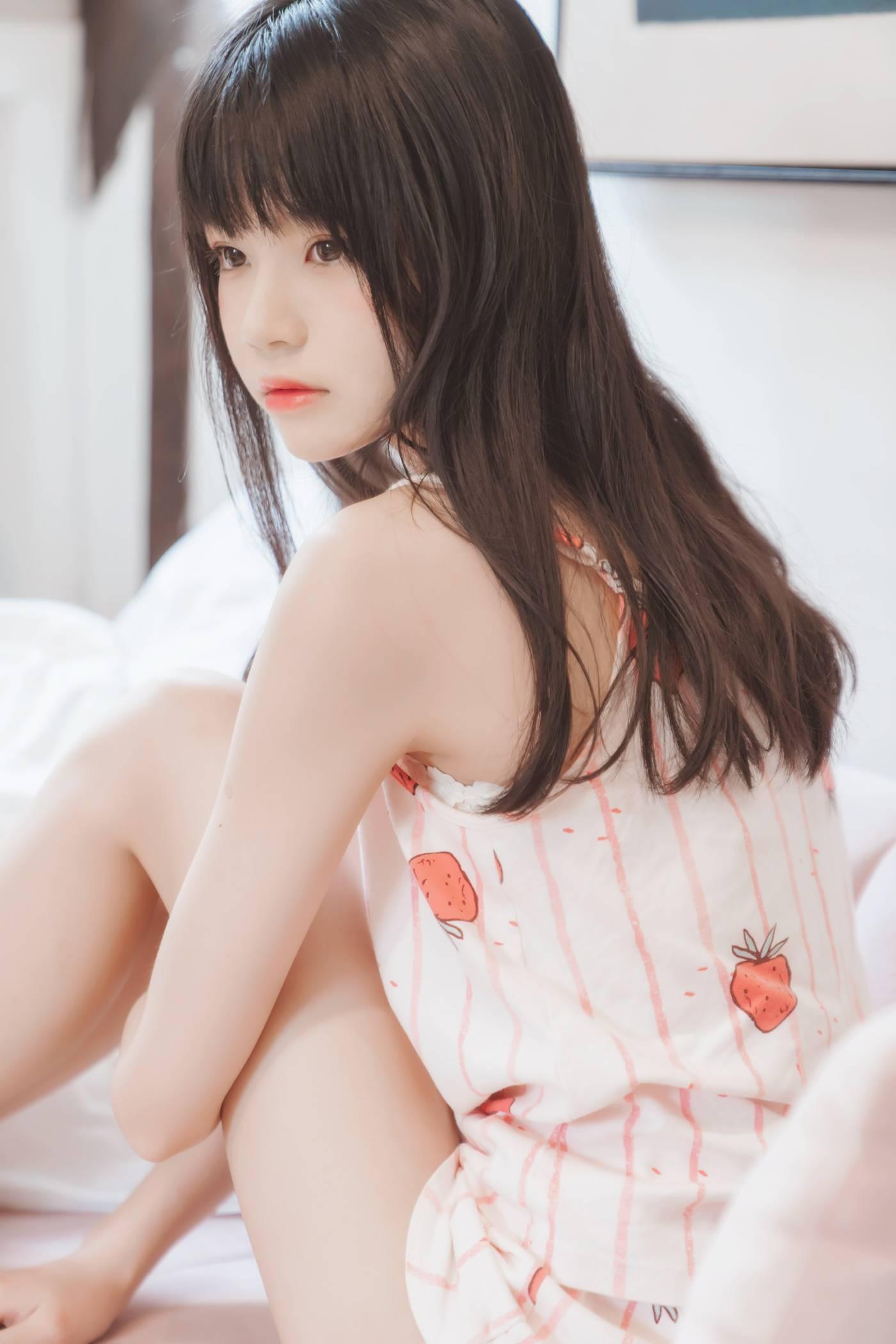 桜桃喵 – NO.102 甜甜×4 -唇边小草莓（13p[13P]插图7