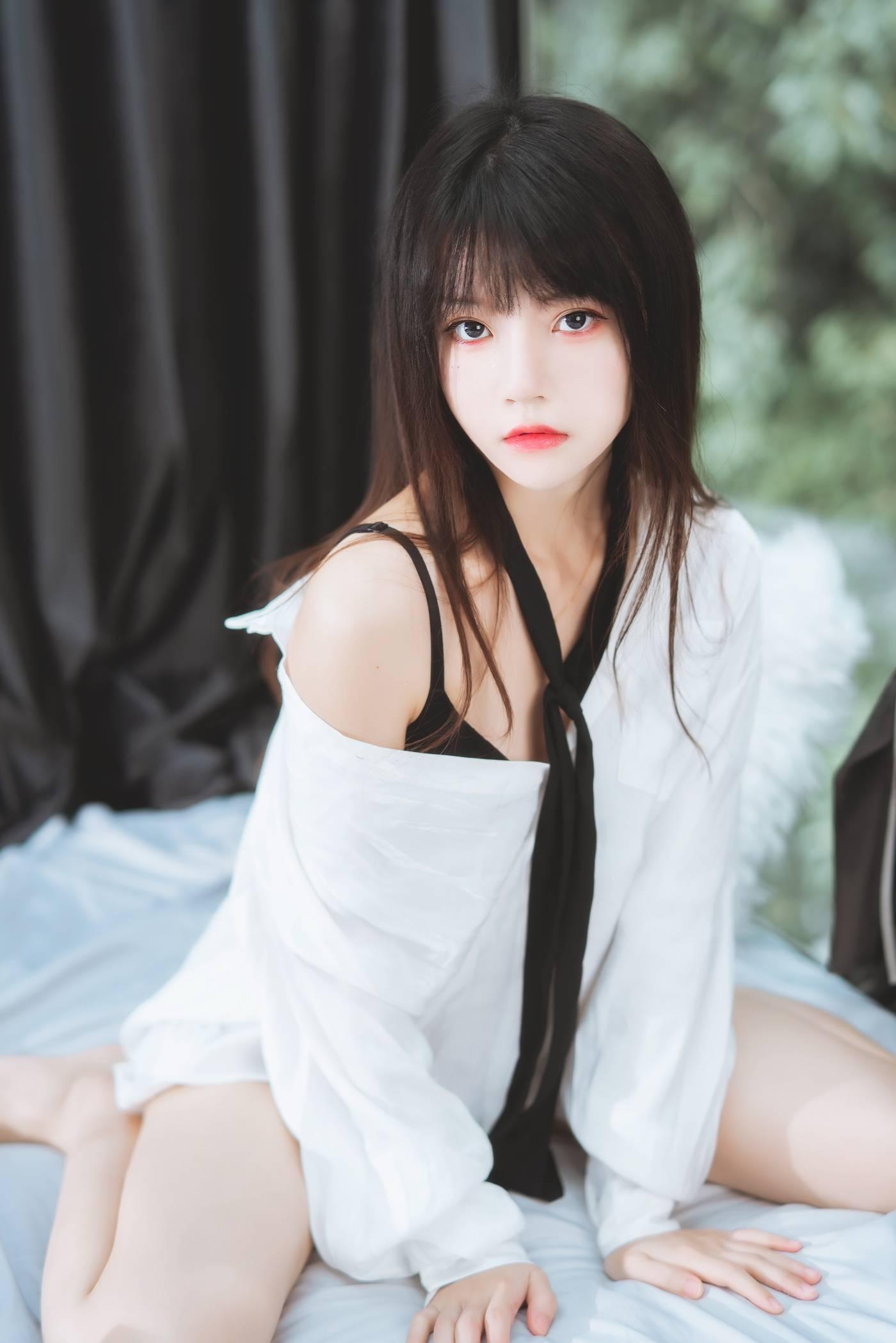 桜桃喵 – NO.125 狼来了01 [72P]插图2