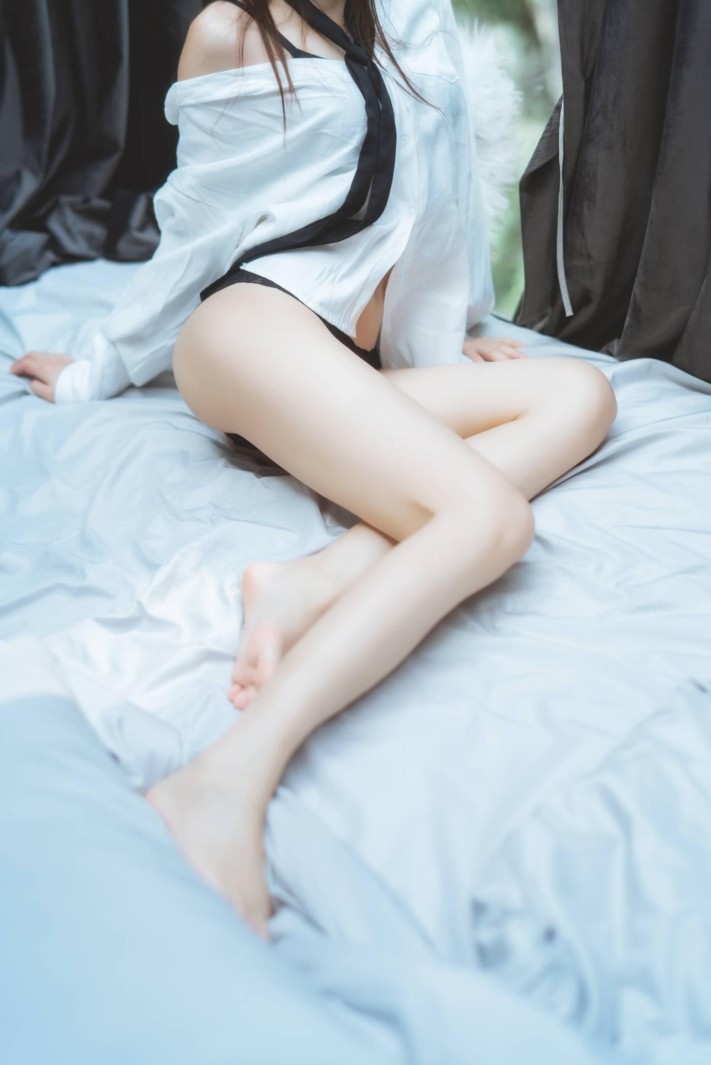 桜桃喵 – NO.125 狼来了01 [72P]插图3