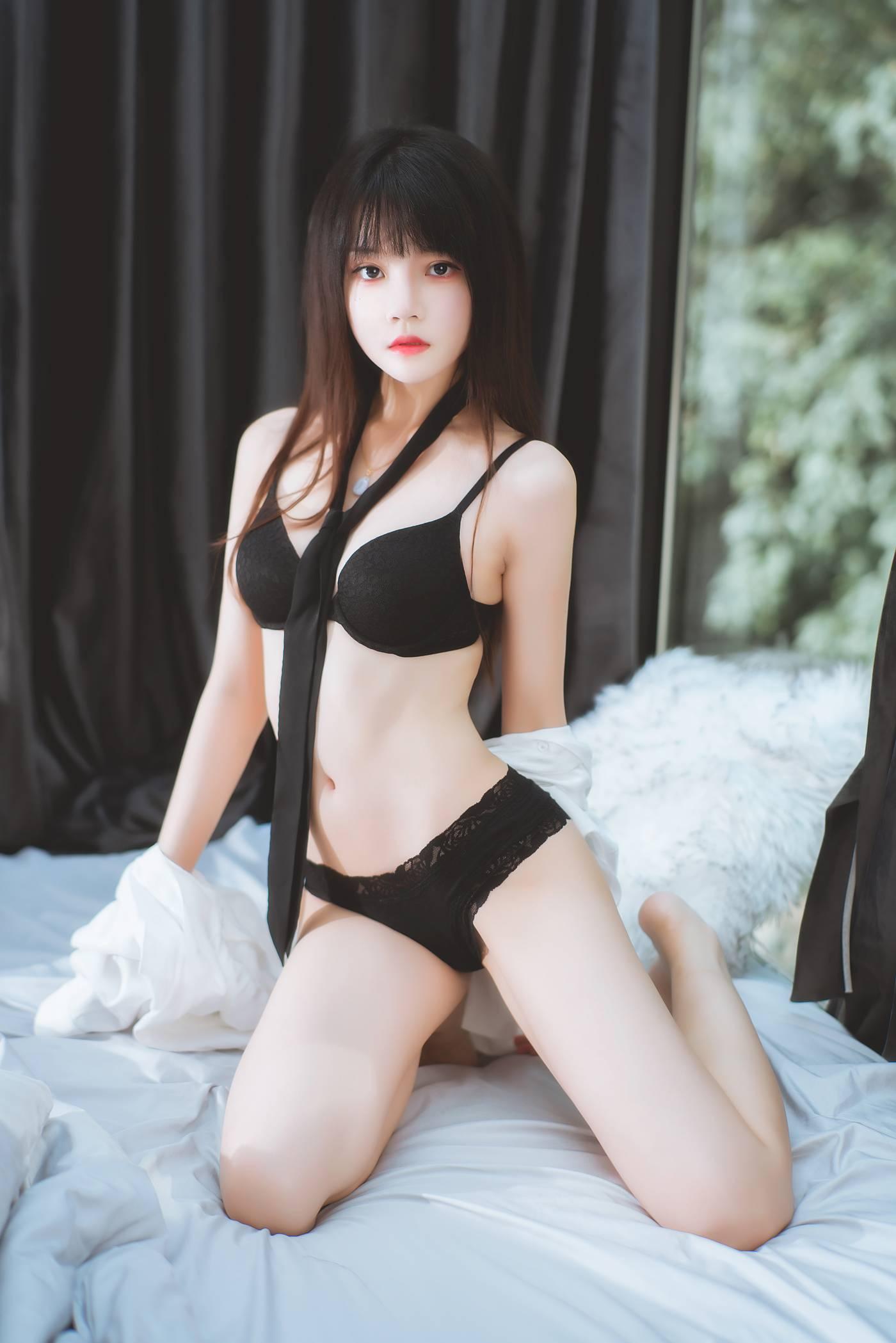 桜桃喵 – NO.125 狼来了01 [72P]插图