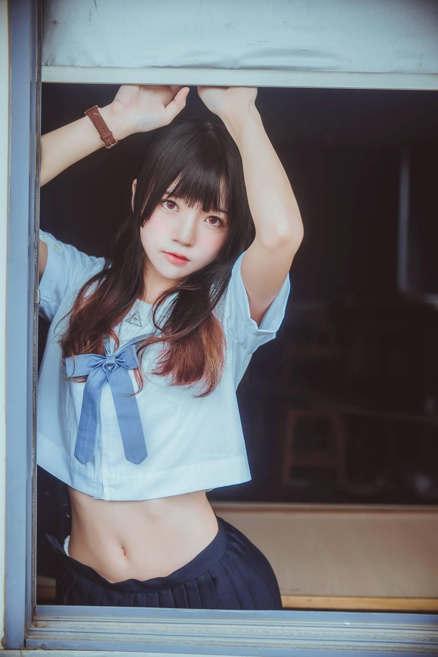 桜桃喵 – NO.78 蓝白水手服 [39P]插图