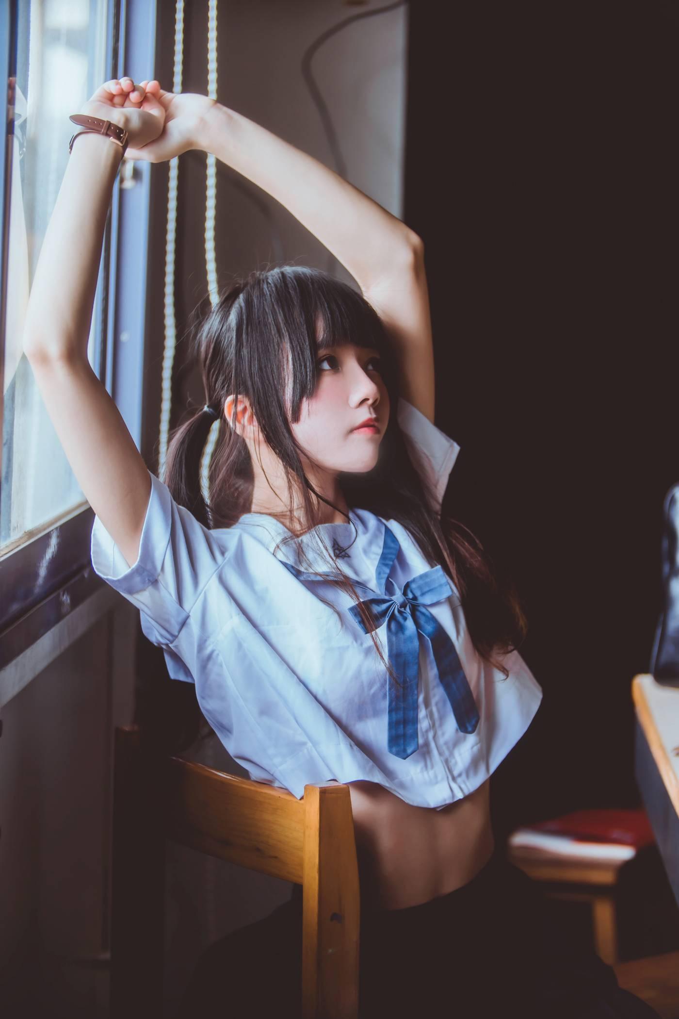 桜桃喵 – NO.78 蓝白水手服 [39P]插图7
