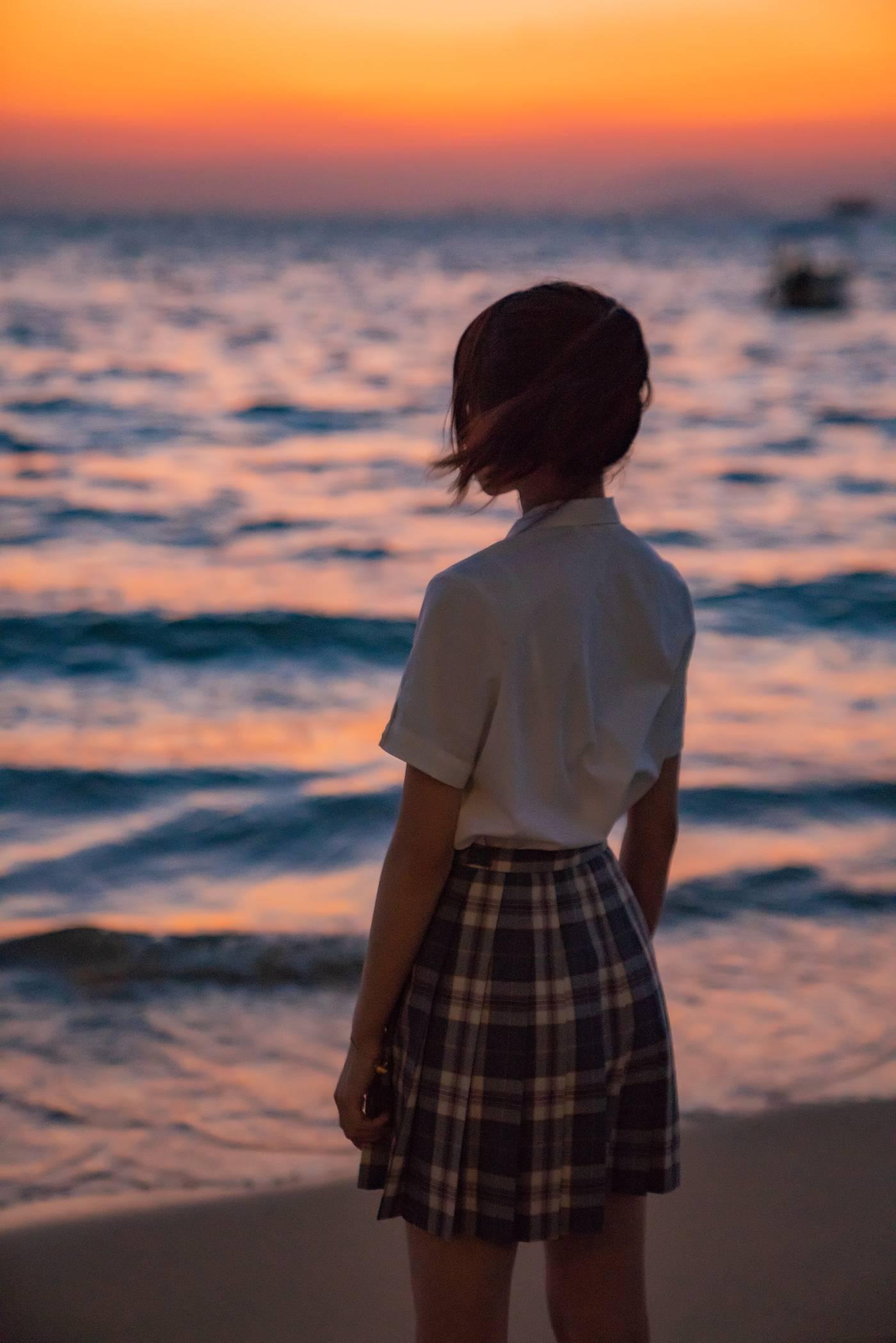桜桃喵 – NO.112 逐海 [17P]插图1