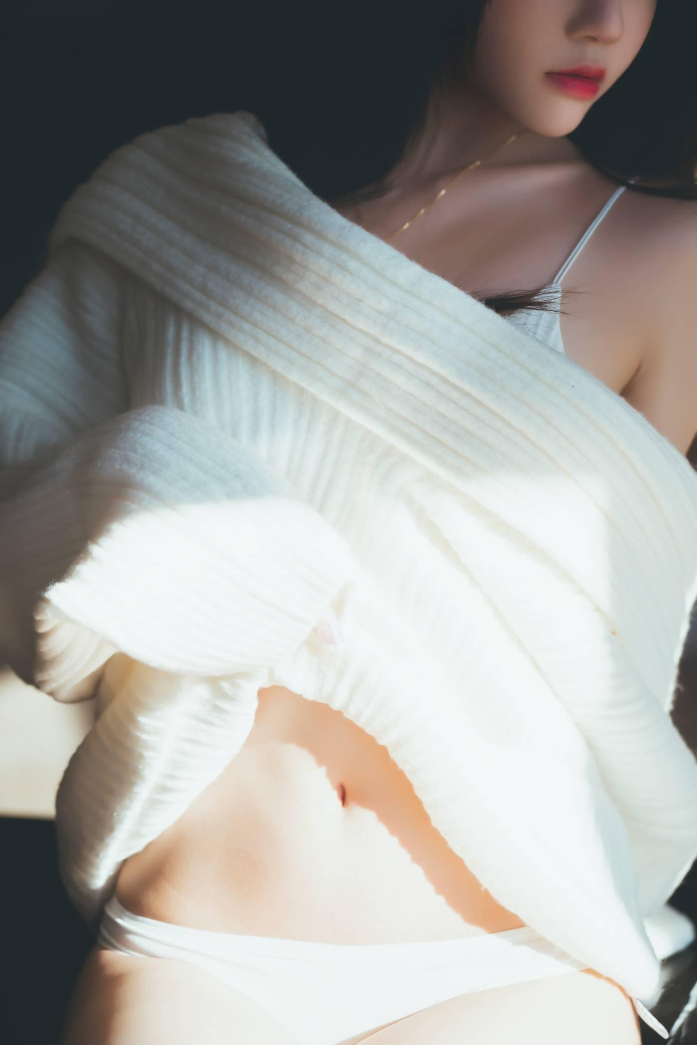桜桃喵 – NO.117 暖暖02 [35P]插图3