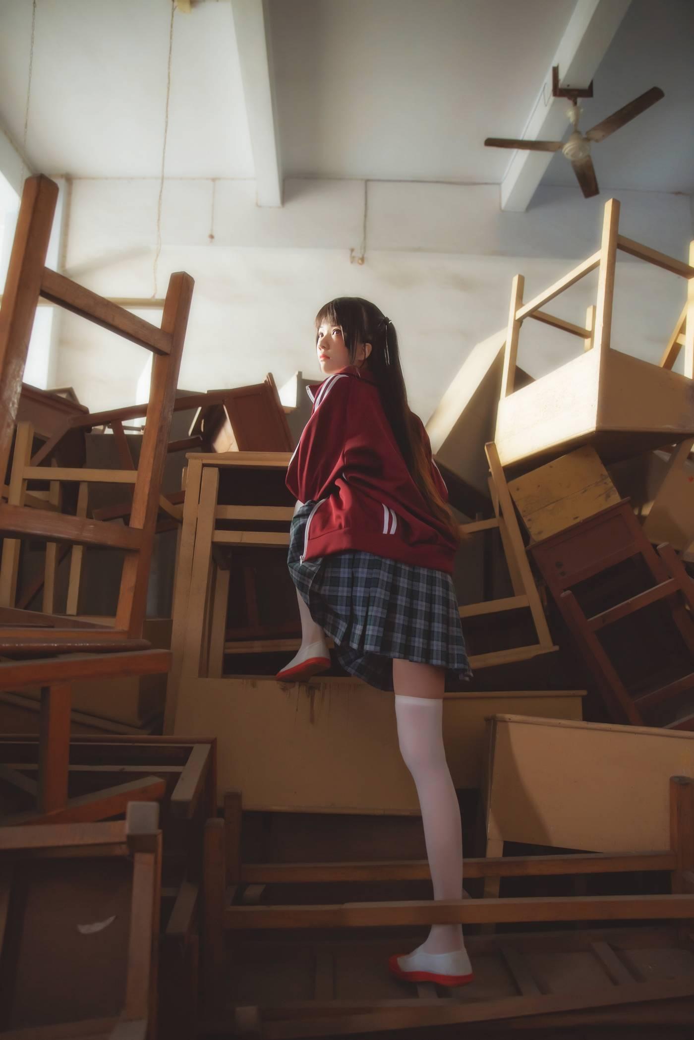 桜桃喵 – NO.57 未熟3 废弃教室 [38P]插图7