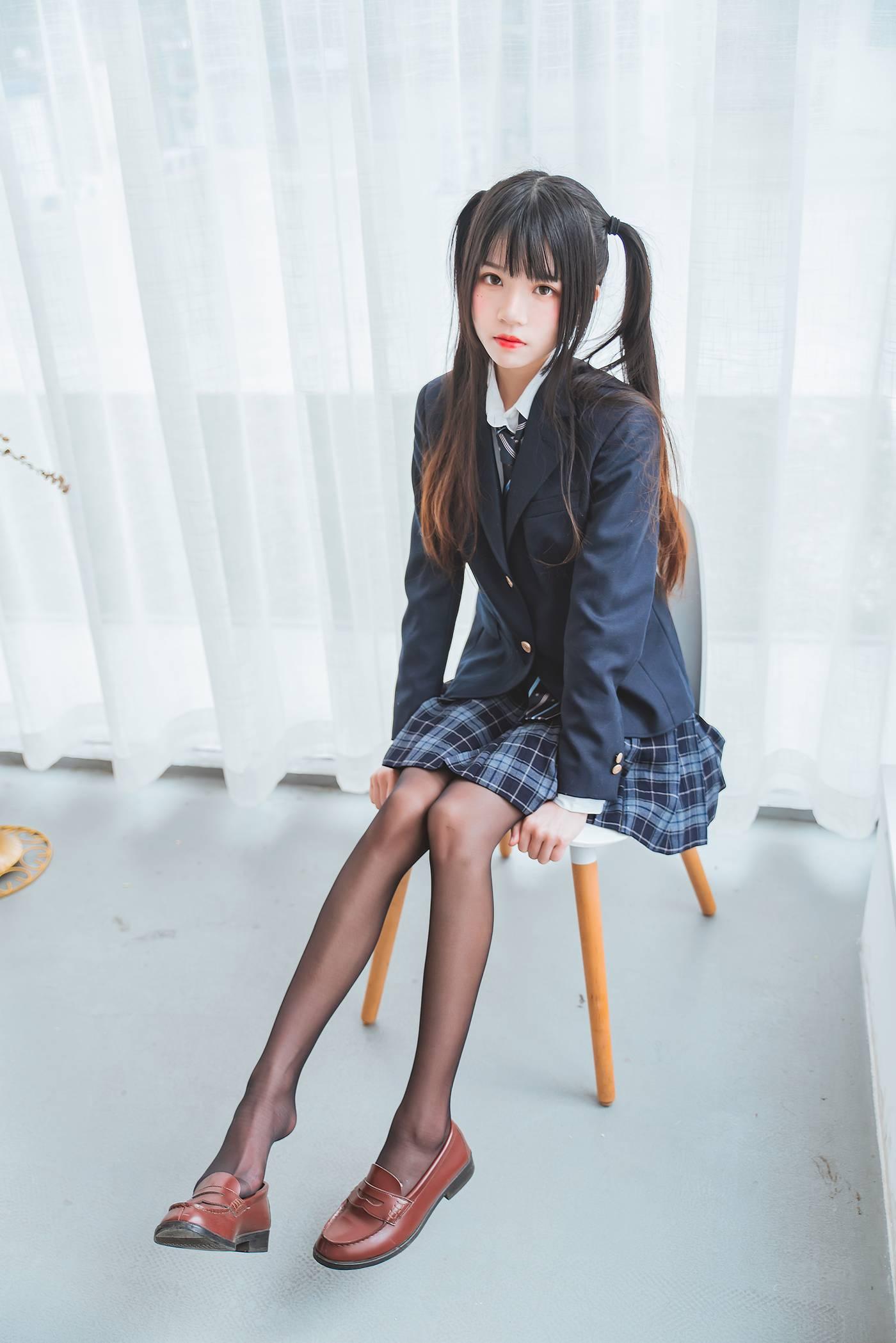 桜桃喵 – NO.51 未熟2 冬制服 [45P]插图6