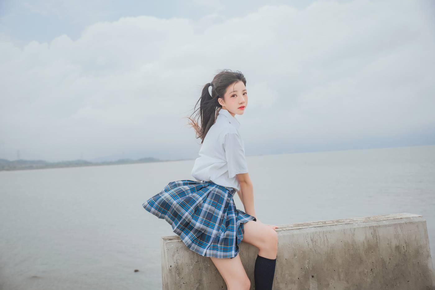 桜桃喵 – NO.73 耳畔的风 [27P]插图6