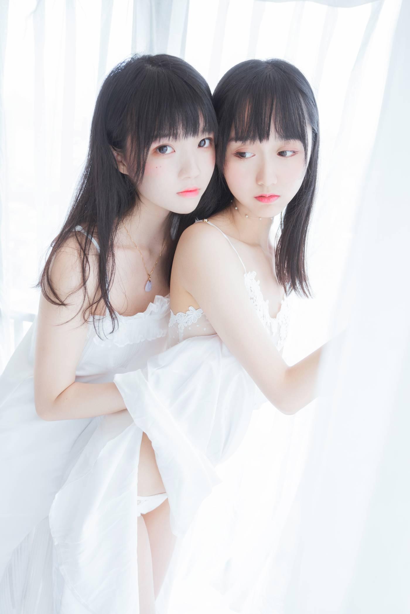 桜桃喵 – NO.47 朝(白裙×白裙) [58P]插图