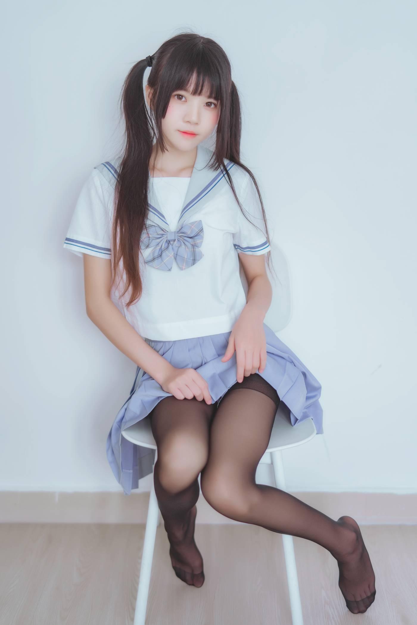 桜桃喵 – NO.55 未熟2 黑丝 [49P]插图5