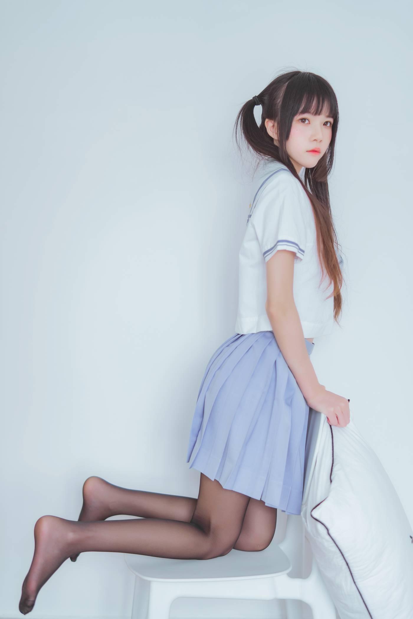 桜桃喵 – NO.55 未熟2 黑丝 [49P]插图7