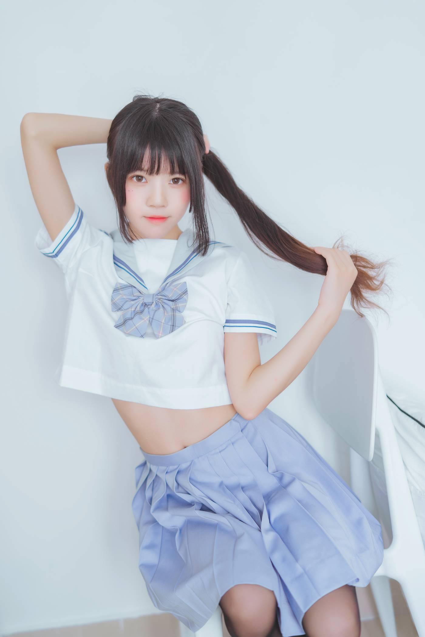 桜桃喵 – NO.55 未熟2 黑丝 [49P]插图8