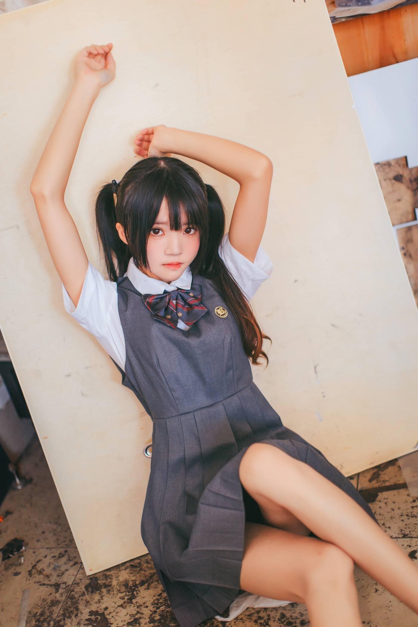 桜桃喵 – NO.67 画室少女 [17P]插图9