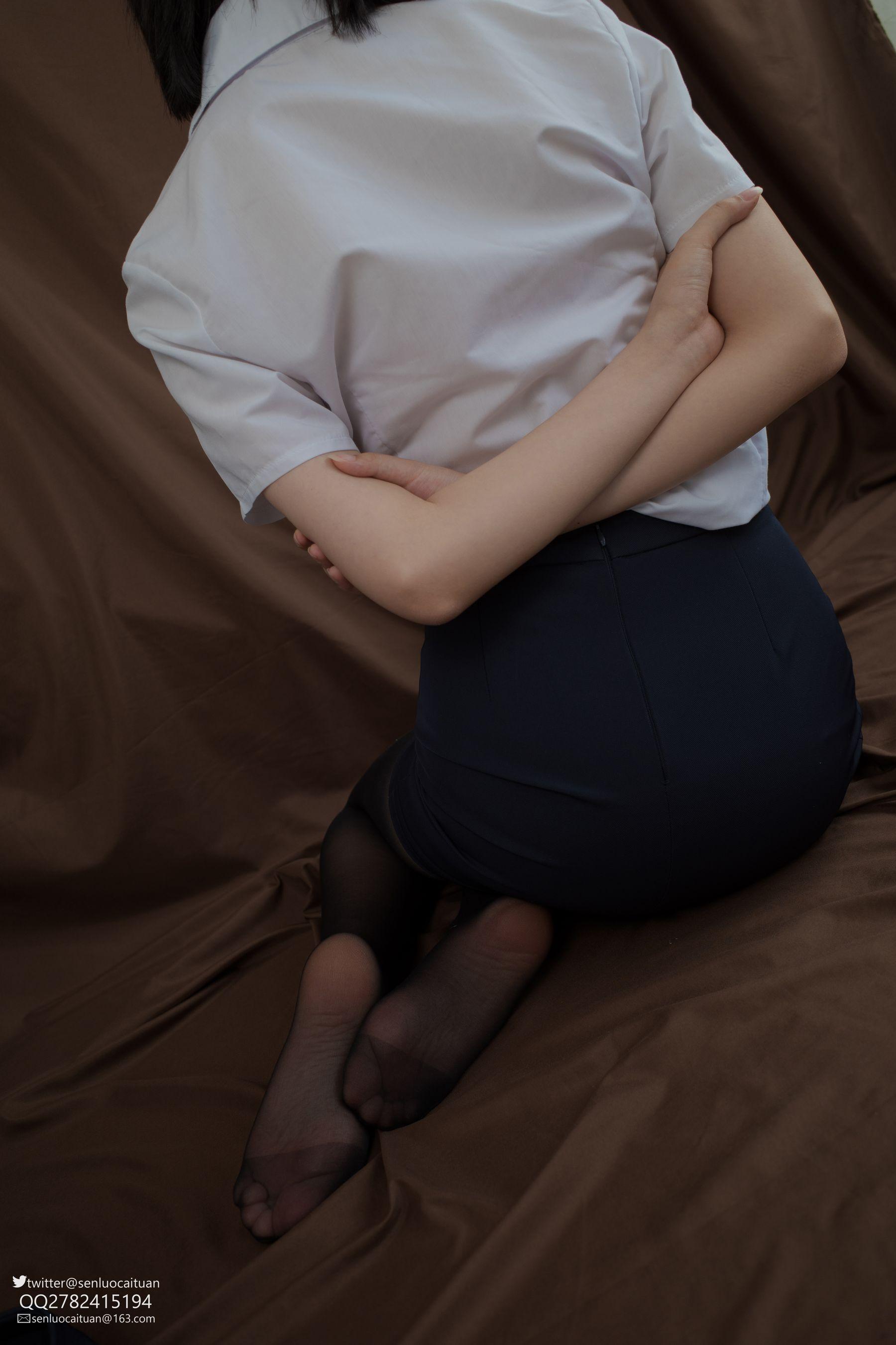 森萝财团 GG-004 匿名 ASMR 黑丝制服OL [115P]插图2