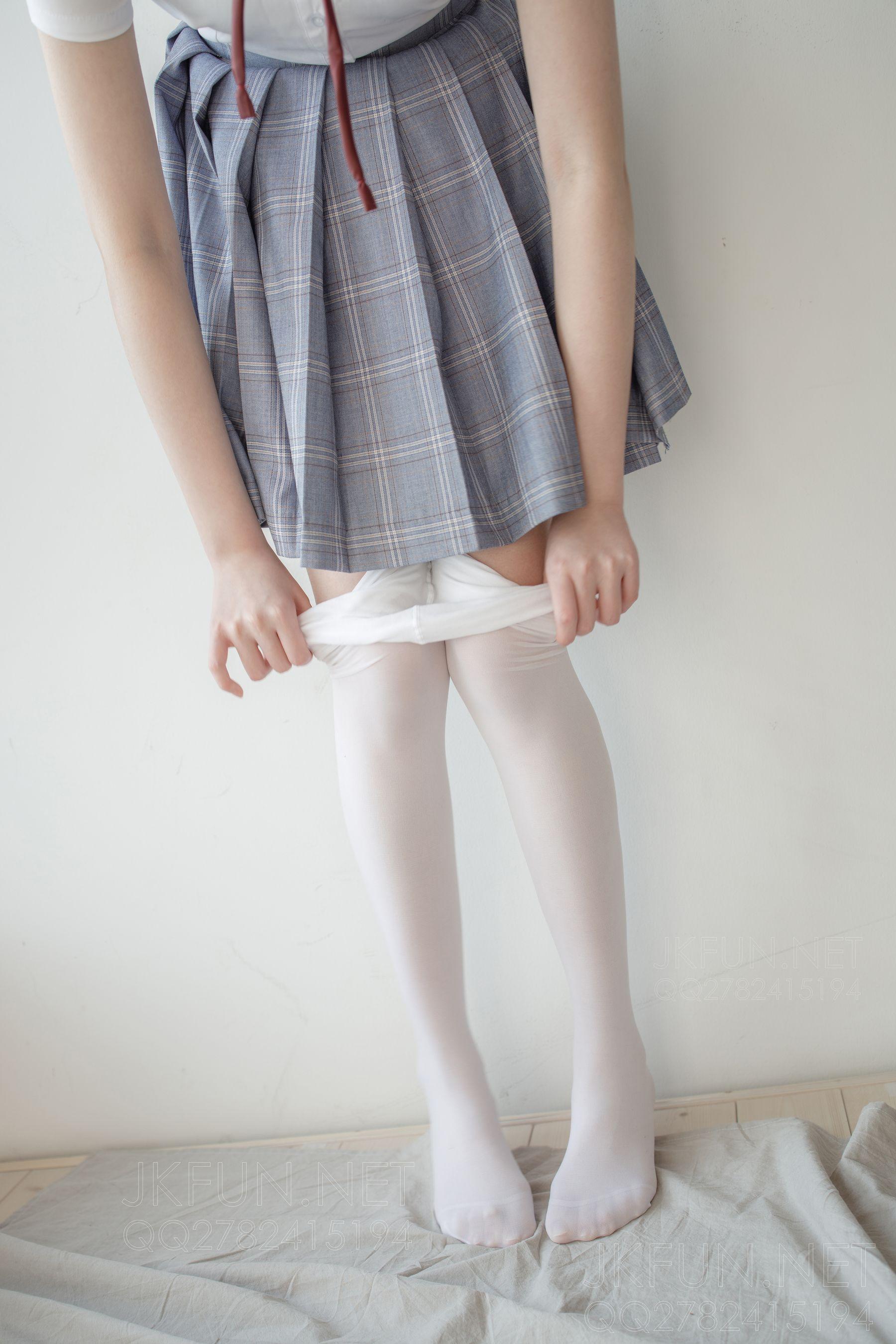 [森萝财团] JKFUN-002 Aika 可爱学妹丝足 [1][115P]插图8