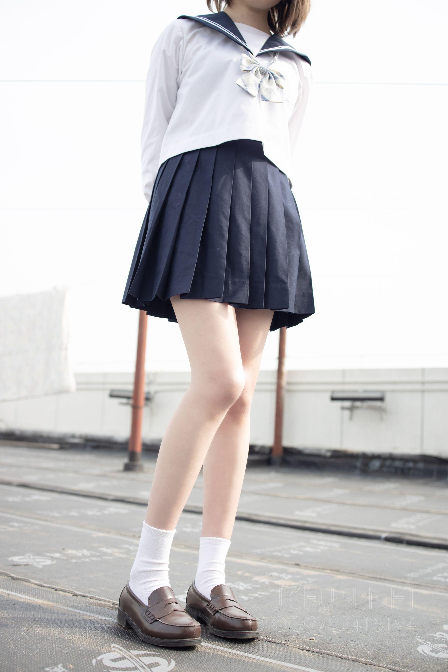 [森萝财团] JKFUN-002 Aika 可爱学妹丝足 [1][115P]插图2
