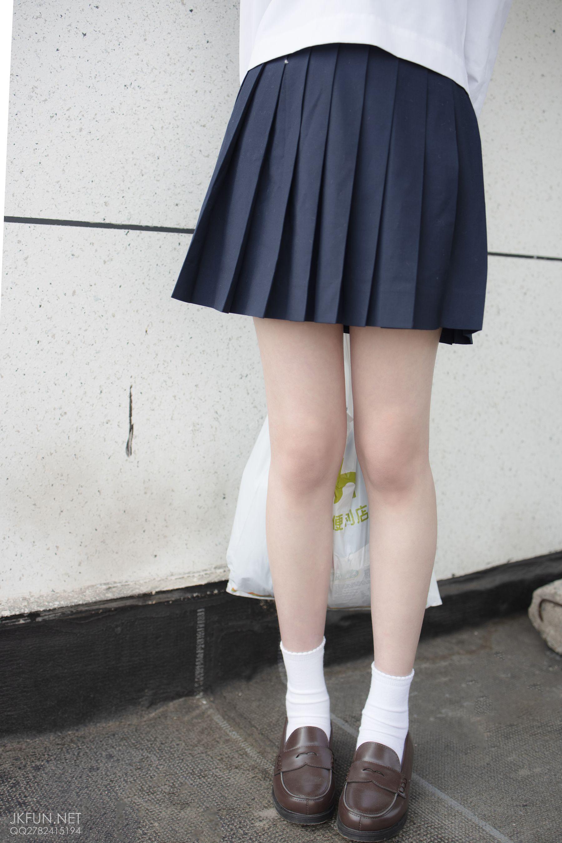 [森萝财团] JKFUN-002 Aika 可爱学妹丝足 [1][115P]插图4