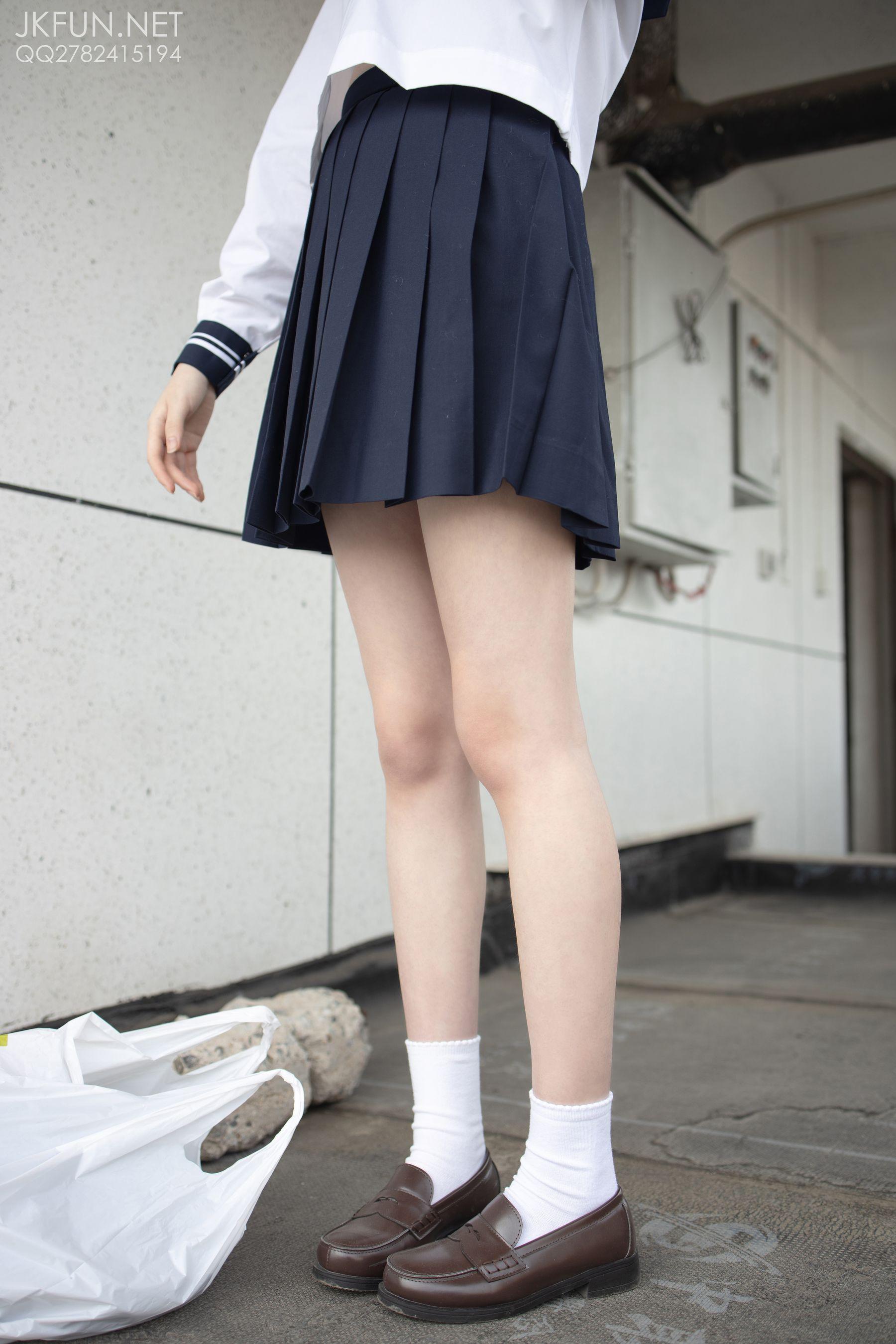 [森萝财团] JKFUN-002 Aika 可爱学妹丝足 [1][115P]插图6