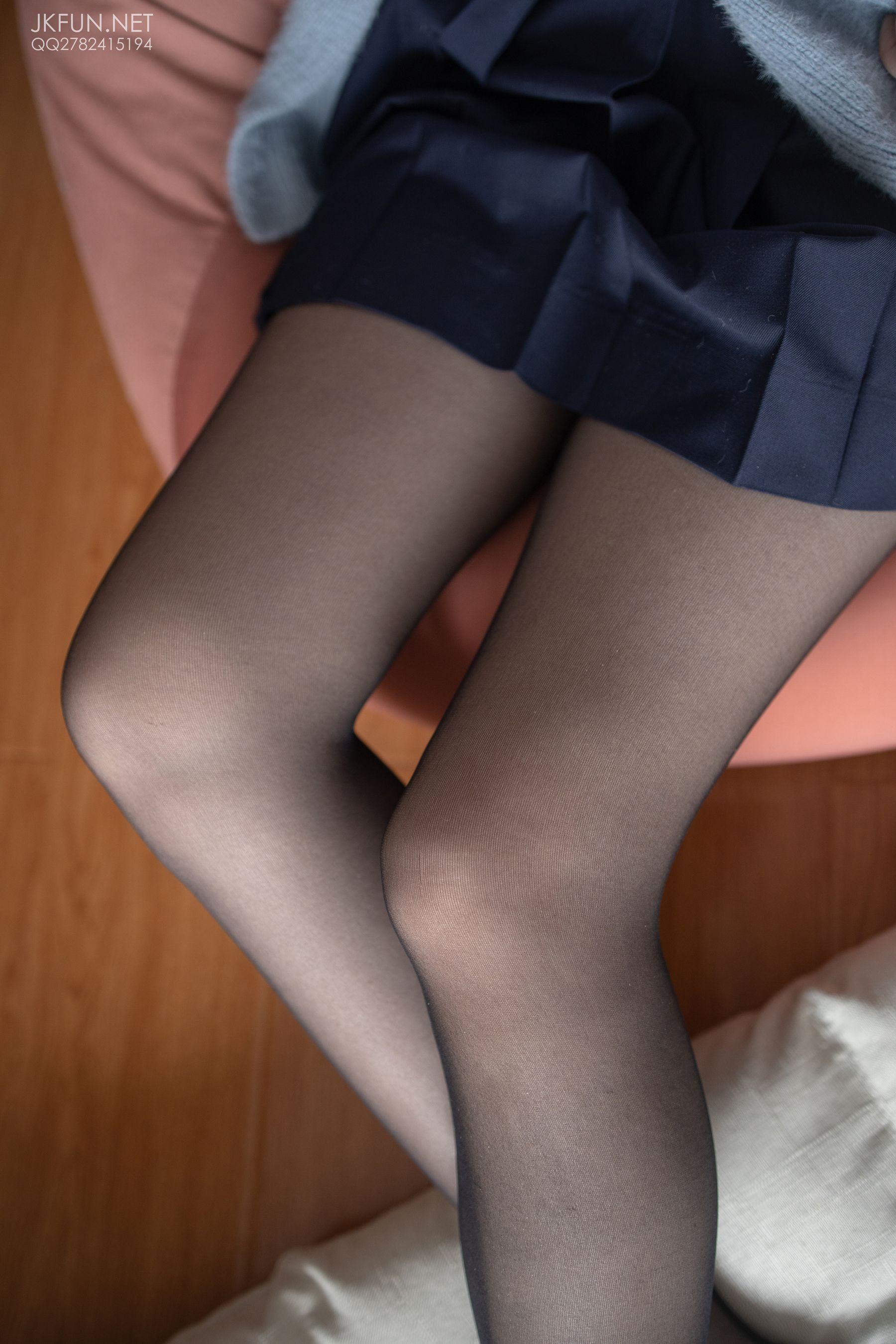 [森萝财团] JKFUN-002 Aika 可爱学妹丝足 [2][115P]插图