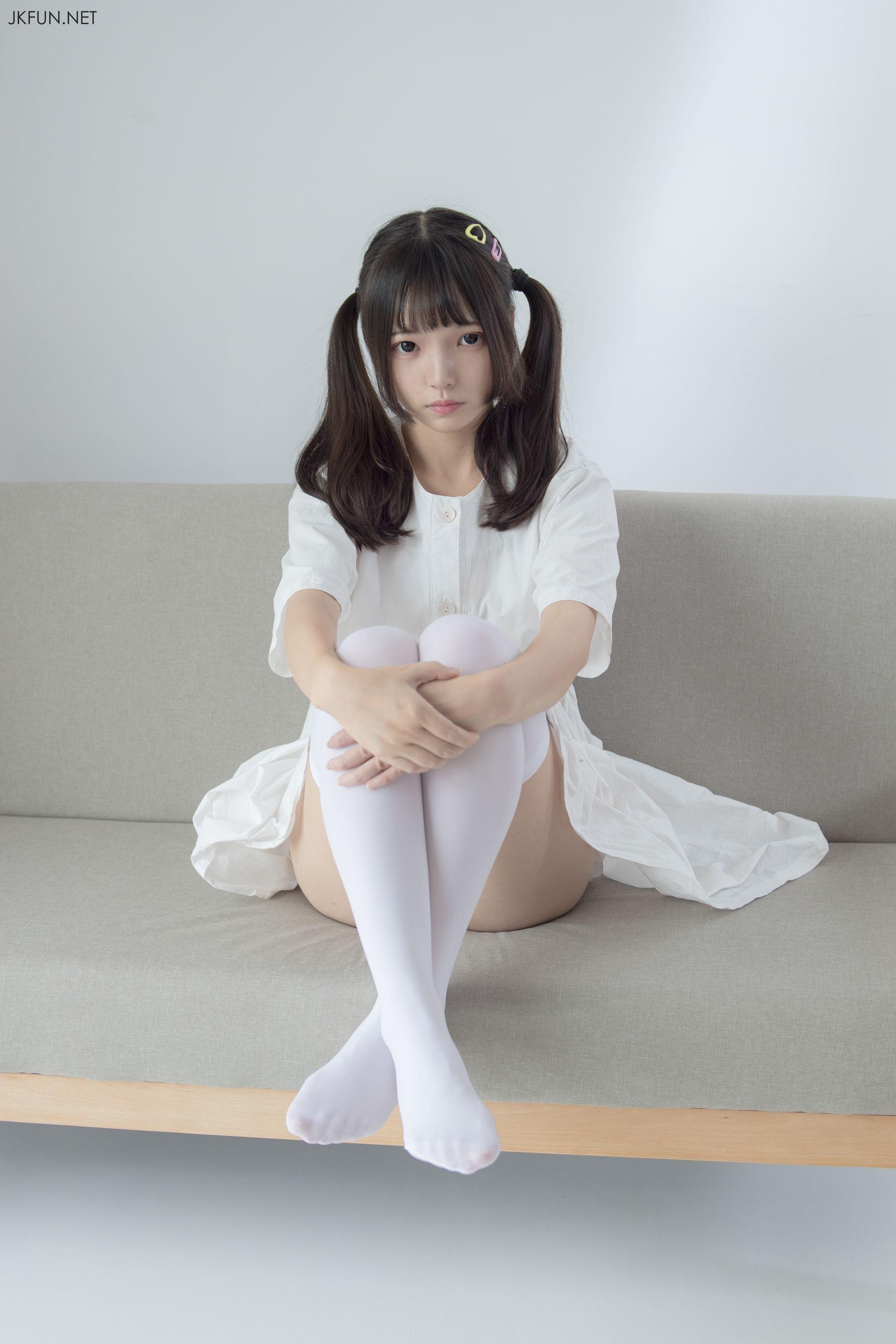 [森萝财团] JKFUN-014 默陌 白衣飘飘的年代 [91P]插图4