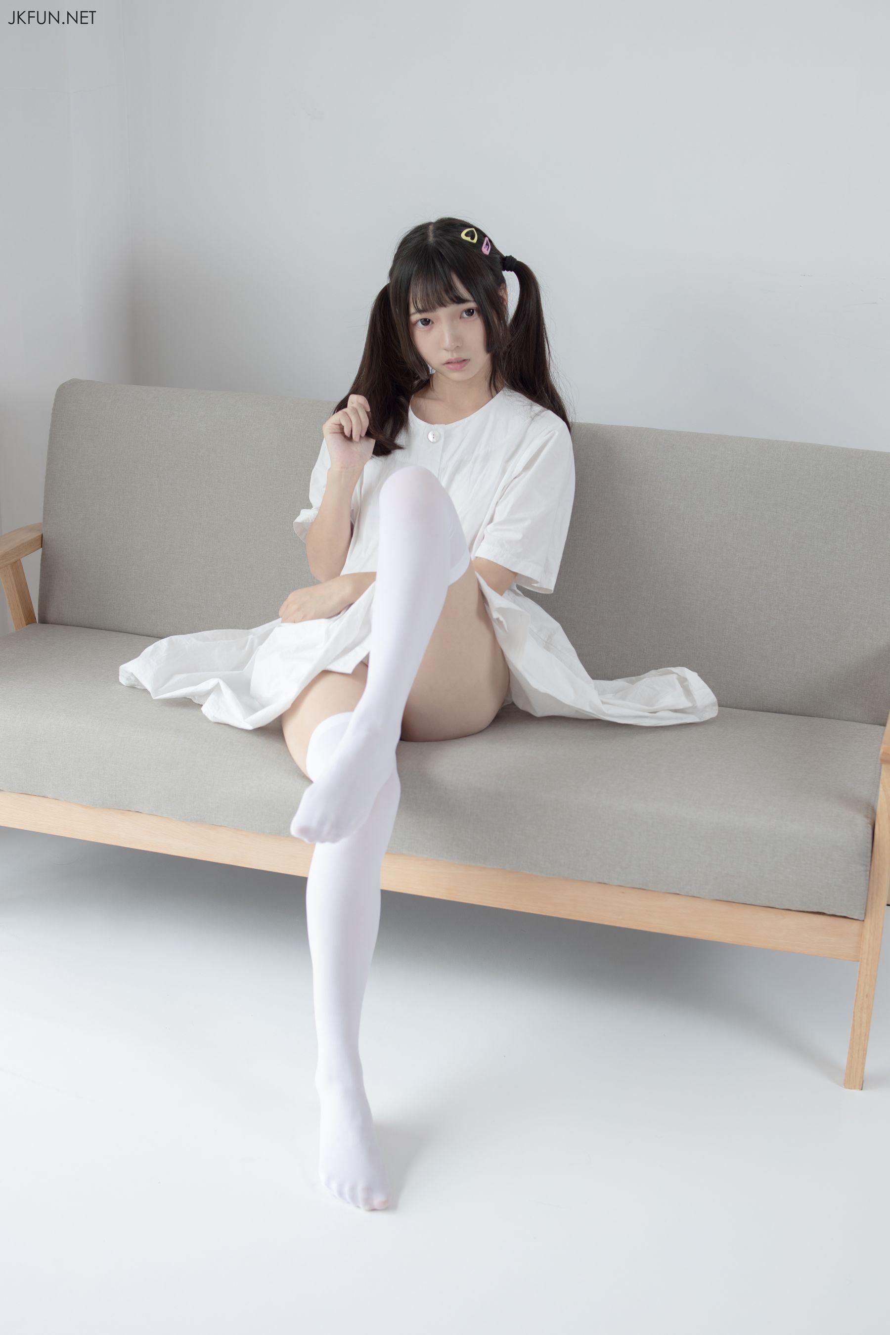 [森萝财团] JKFUN-014 默陌 白衣飘飘的年代 [91P]插图4