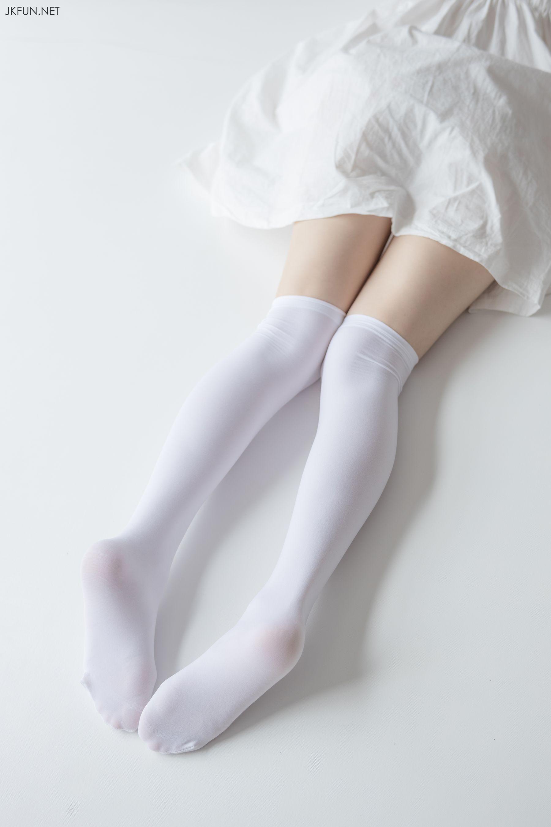 [森萝财团] JKFUN-014 默陌 白衣飘飘的年代 [91P]插图8