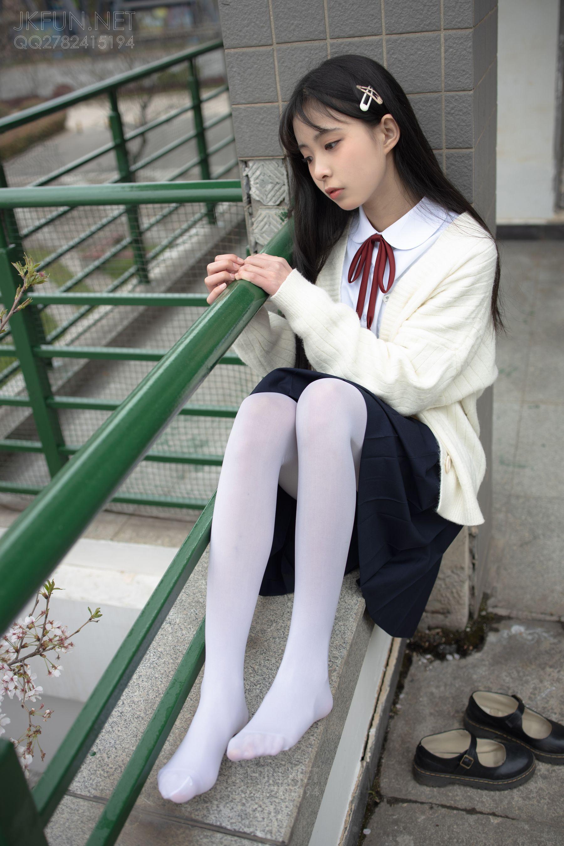 [森萝财团] JKFUN-001 甜米 纯纯的白丝学妹 [127P]插图5