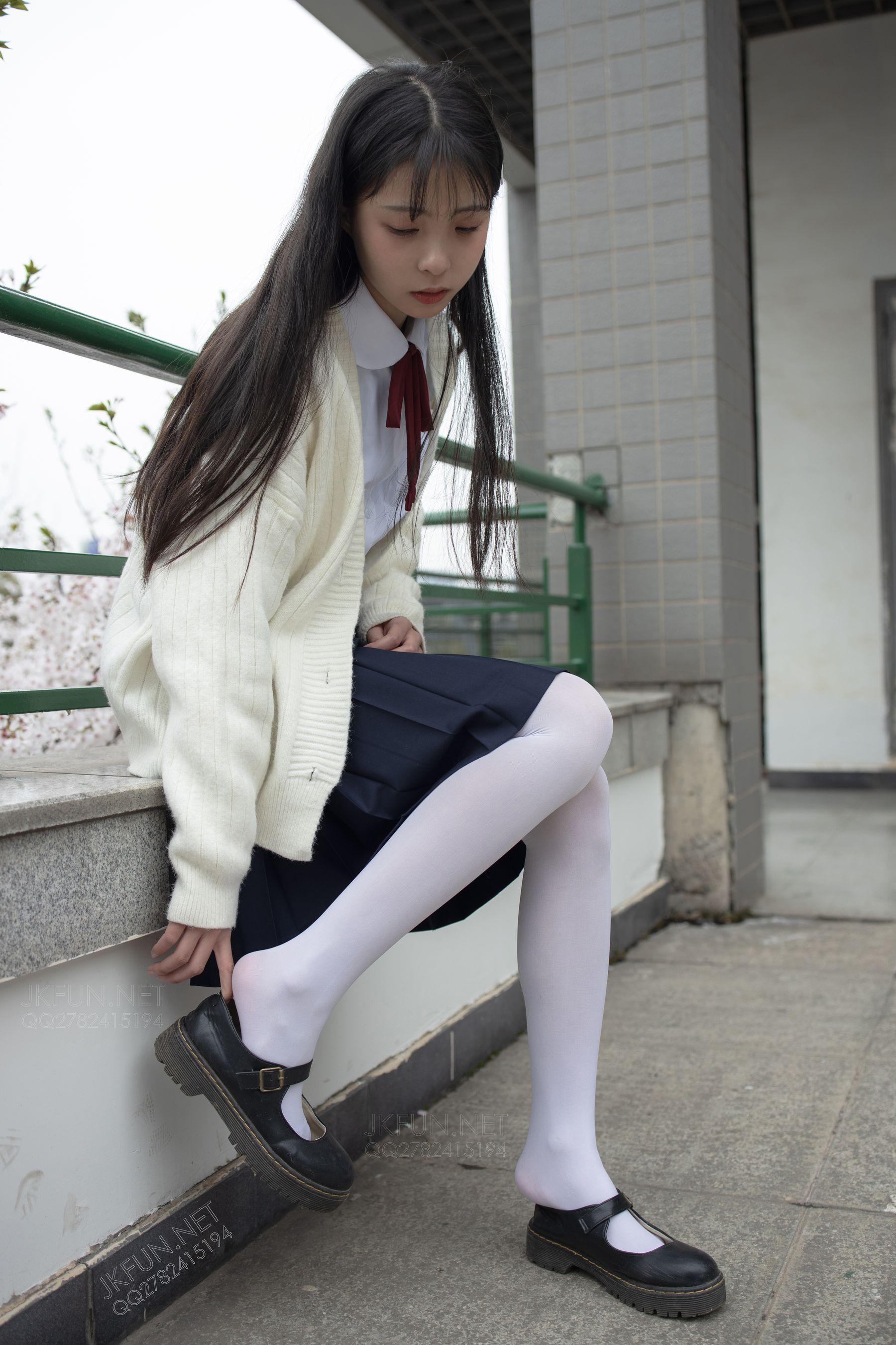 [森萝财团] JKFUN-001 甜米 纯纯的白丝学妹 [127P]插图1