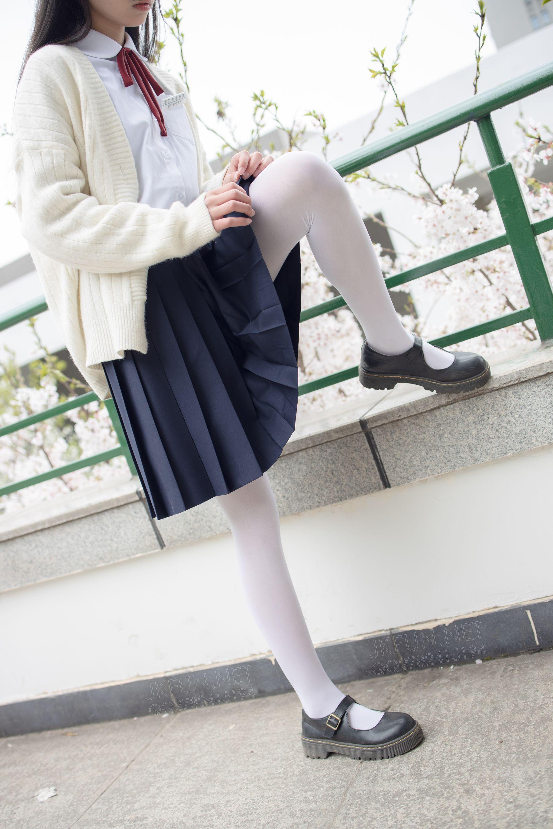 [森萝财团] JKFUN-001 甜米 纯纯的白丝学妹 [127P]插图3