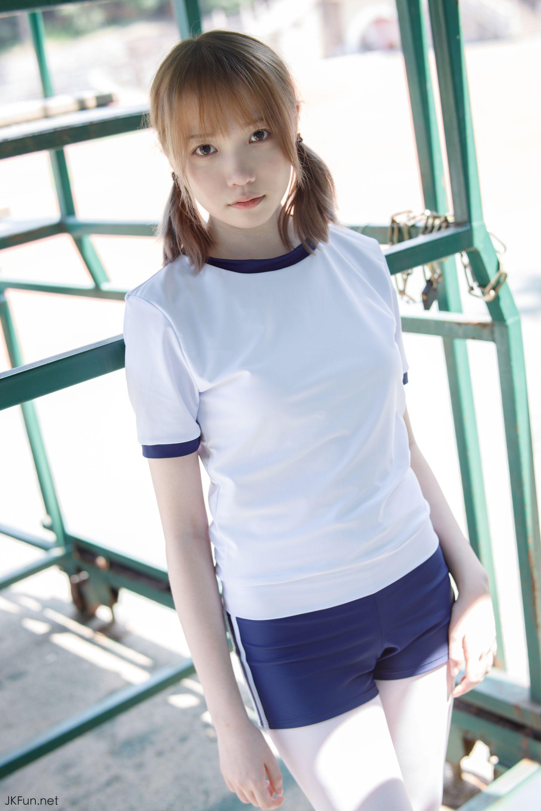 [森萝财团] JKFUN-019 Aika 80D白丝外景体操服 [107P]插图6