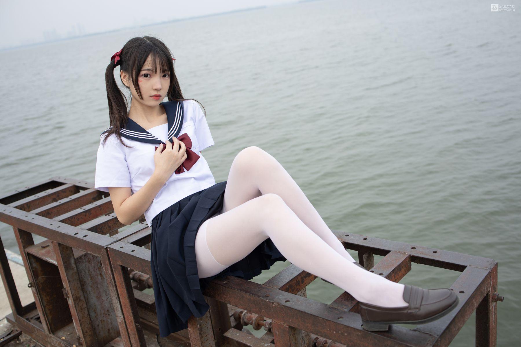 [森萝财团] JKFUN-028 默陌 15D白丝 抑郁湖边与绝望天台 [58P]插图3