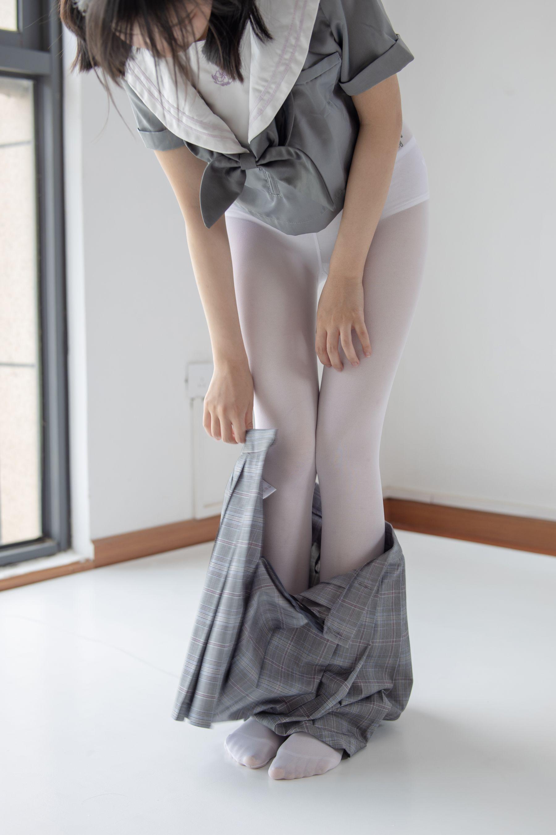 [森萝财团] JKFUN-013 小香 白丝小可爱 [160P]插图1
