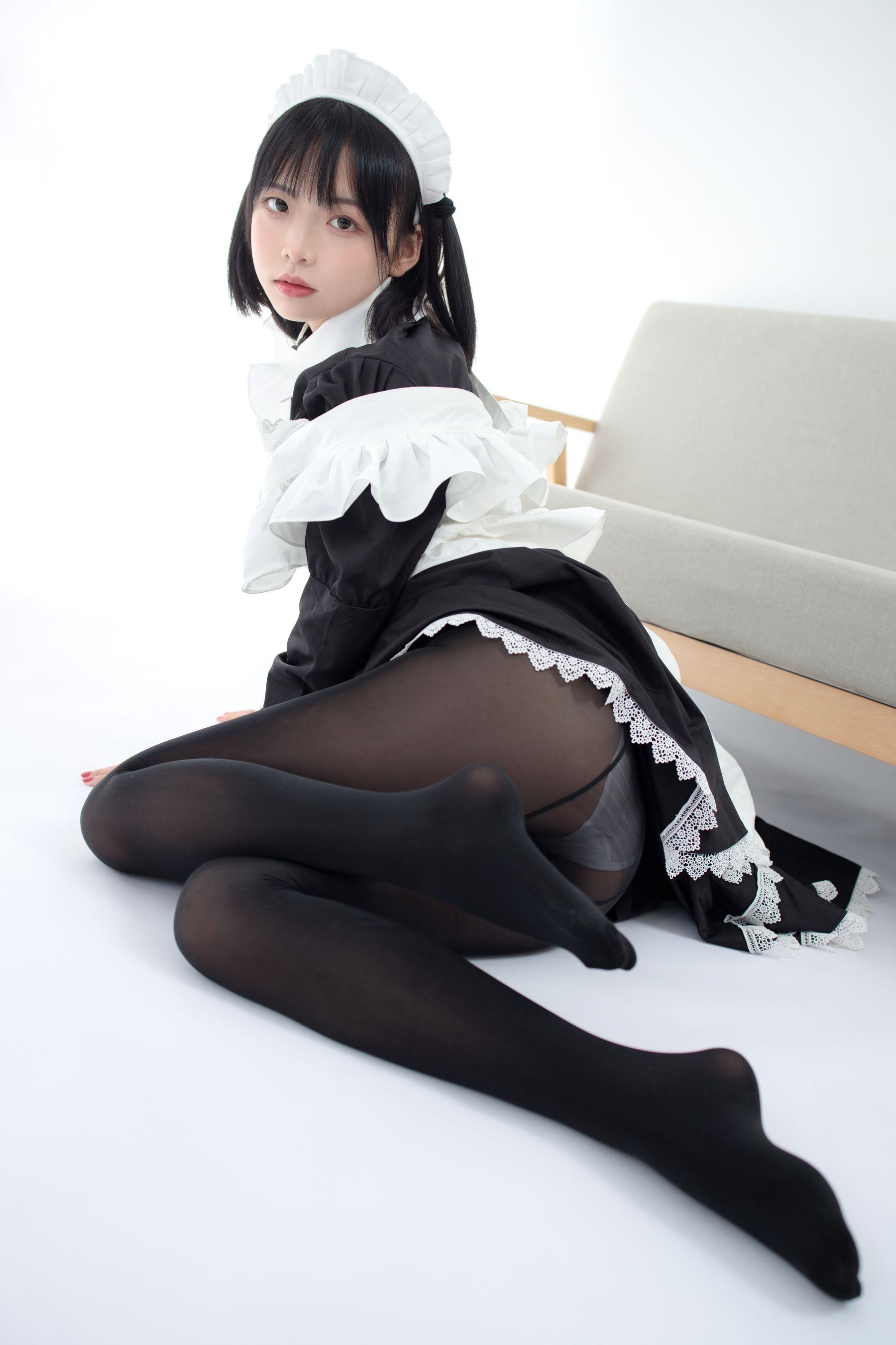 [森萝财团] JKFUN-029 卉子 80D黑丝 踩物女仆 [67P]插图9