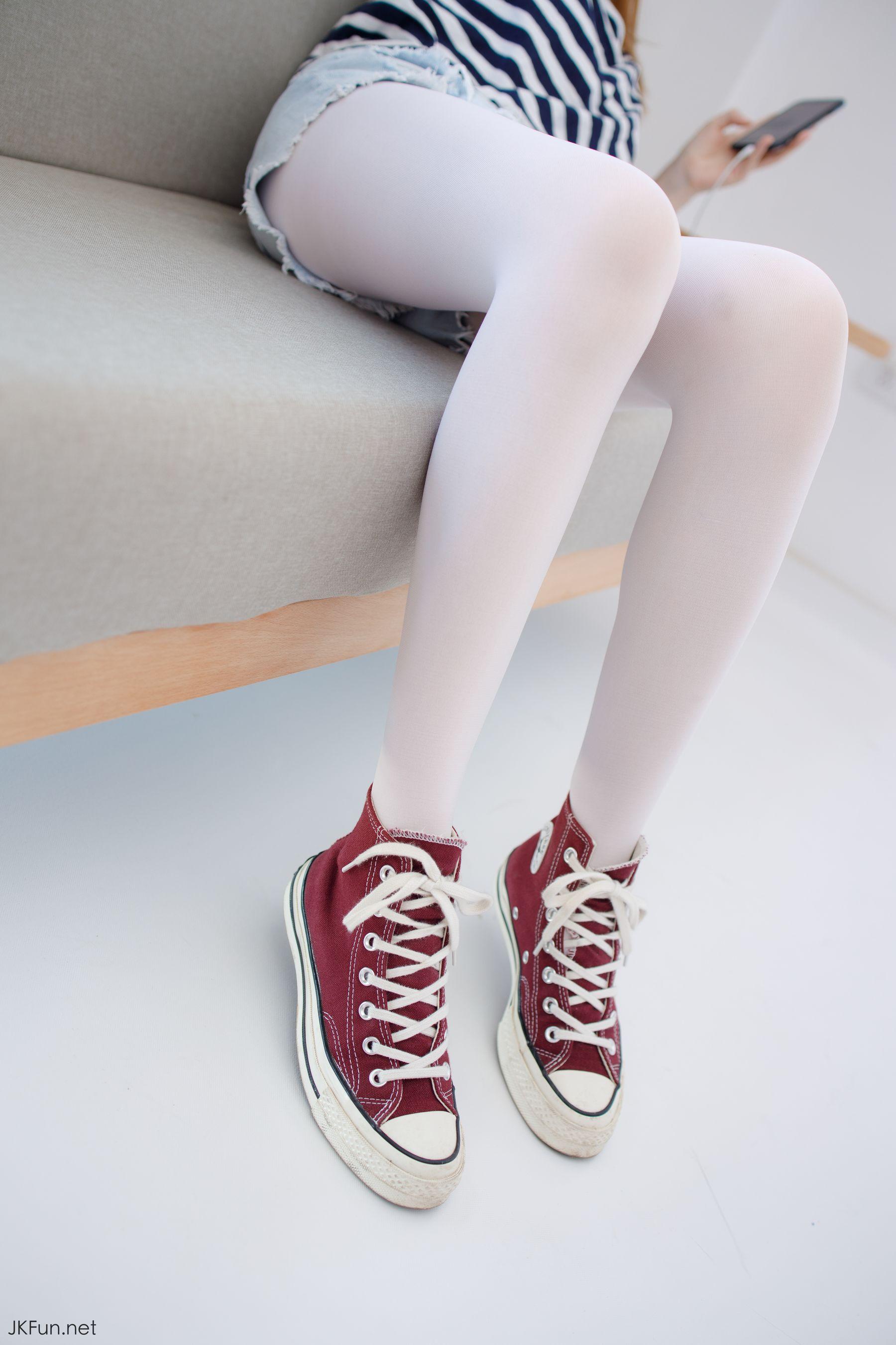 [森萝财团] JKFUN-020 Aika 80D白丝牛仔热裤 [98P]插图8