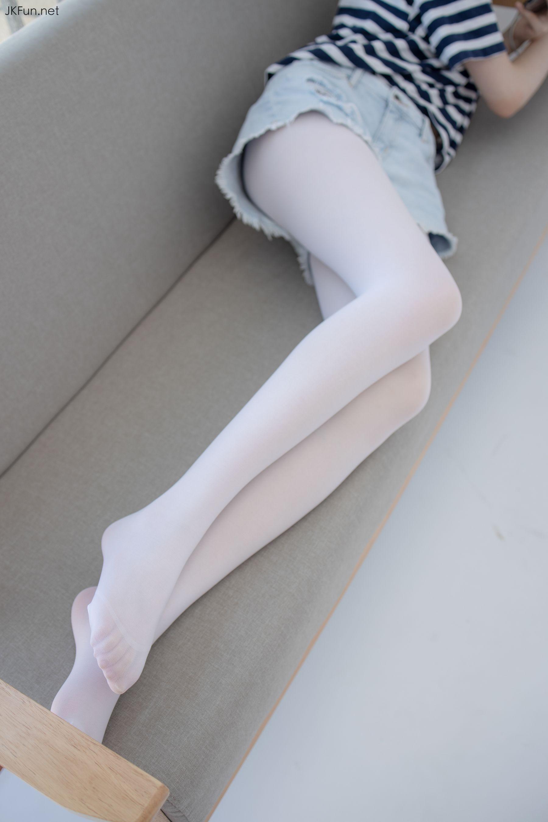 [森萝财团] JKFUN-020 Aika 80D白丝牛仔热裤 [98P]插图