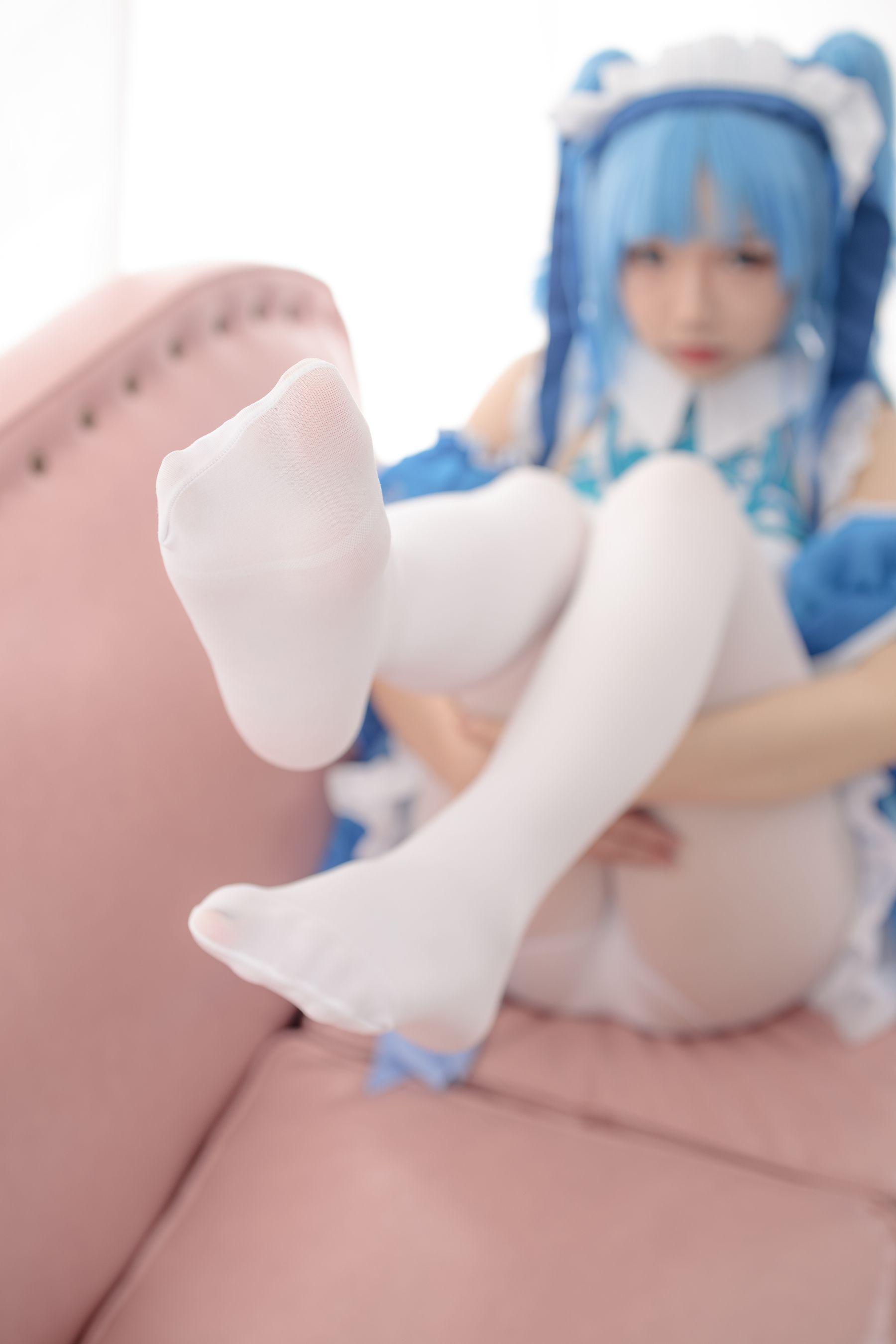 [森萝财团] JKFUN-023 雪晴 300D白丝小萝莉Cosplay装 [100P]插图2