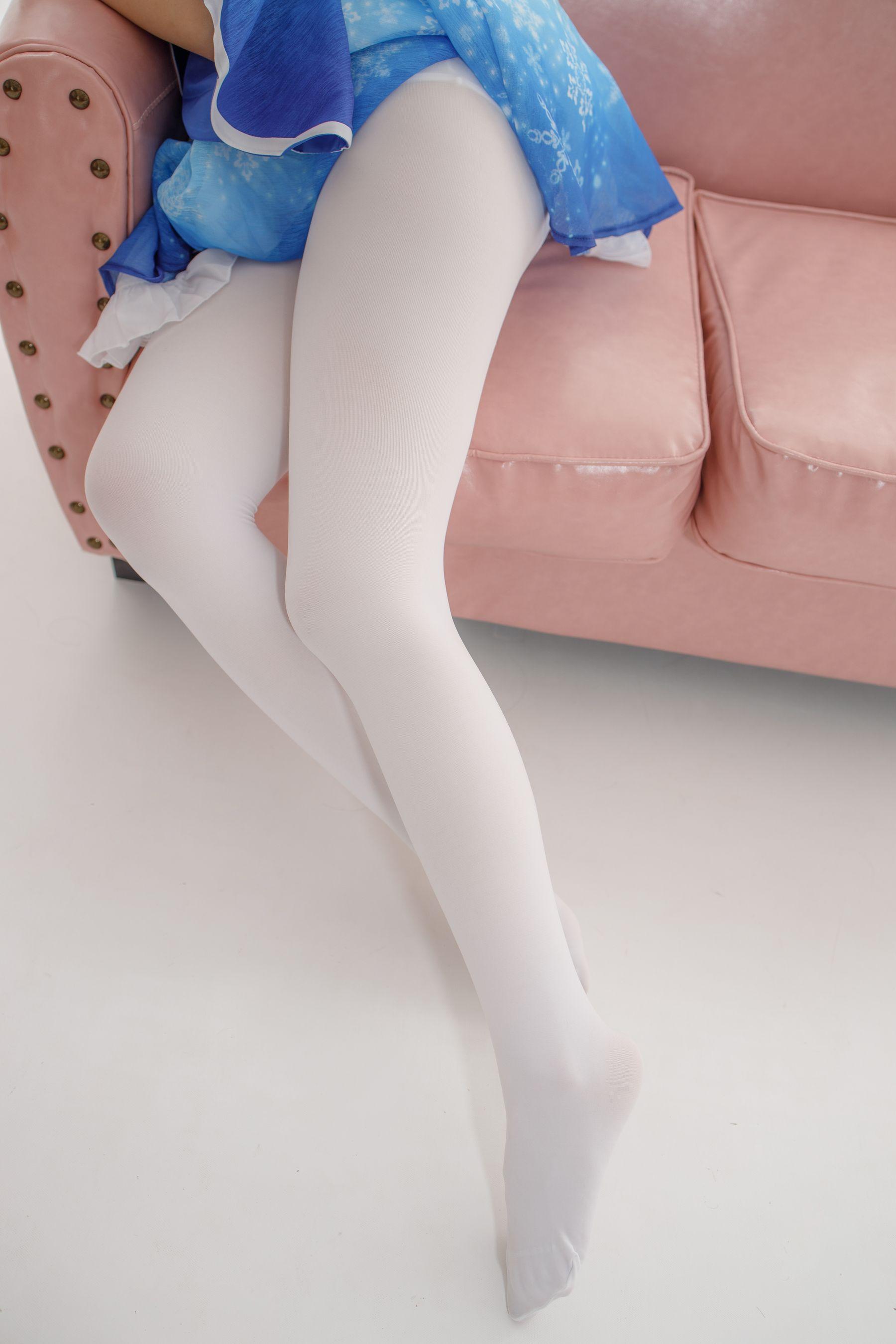 [森萝财团] JKFUN-023 雪晴 300D白丝小萝莉Cosplay装 [100P]插图8