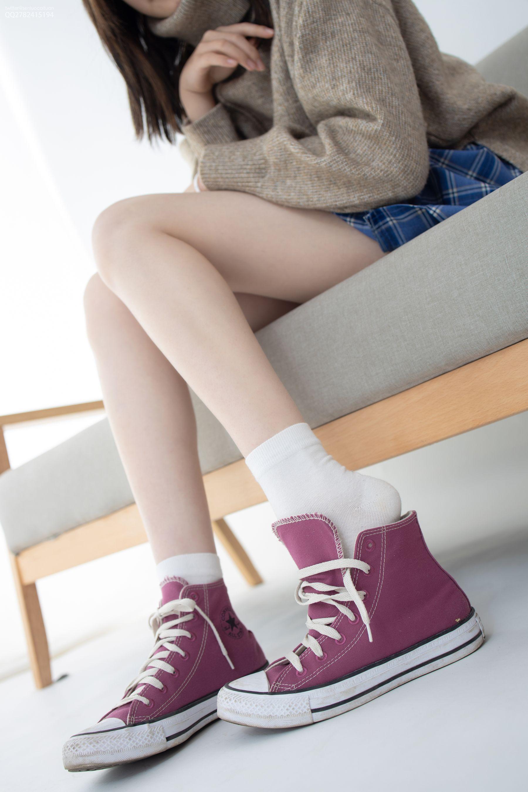 [森萝财团] JKFUN-041 Aika 百元团定制1-3 短棉袜 [27P]插图3