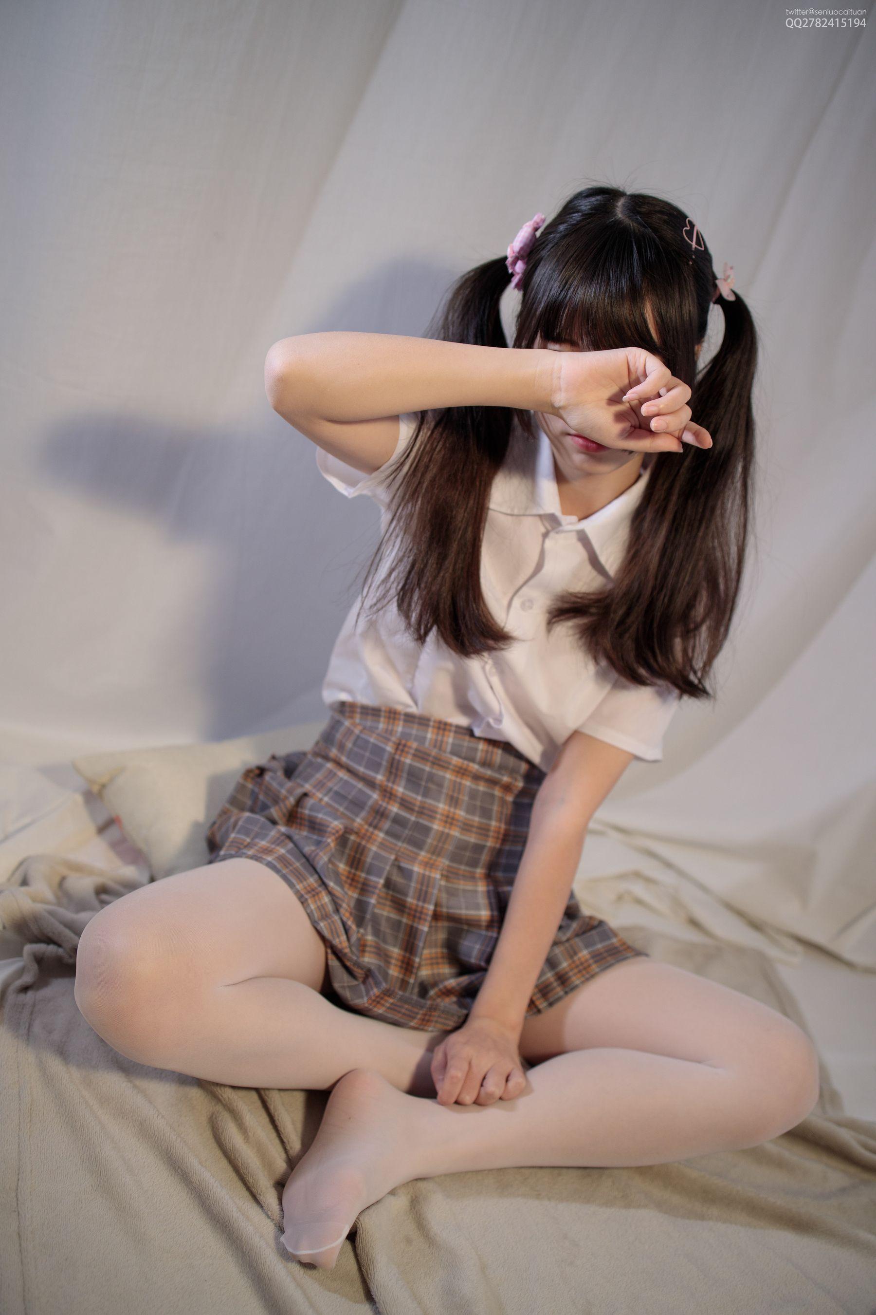 [森萝财团] JKFUN-052 默陌芝士 13D白丝白丝网鞋合辑 -JKFUN 白丝网鞋合辑-2[48P]插图6
